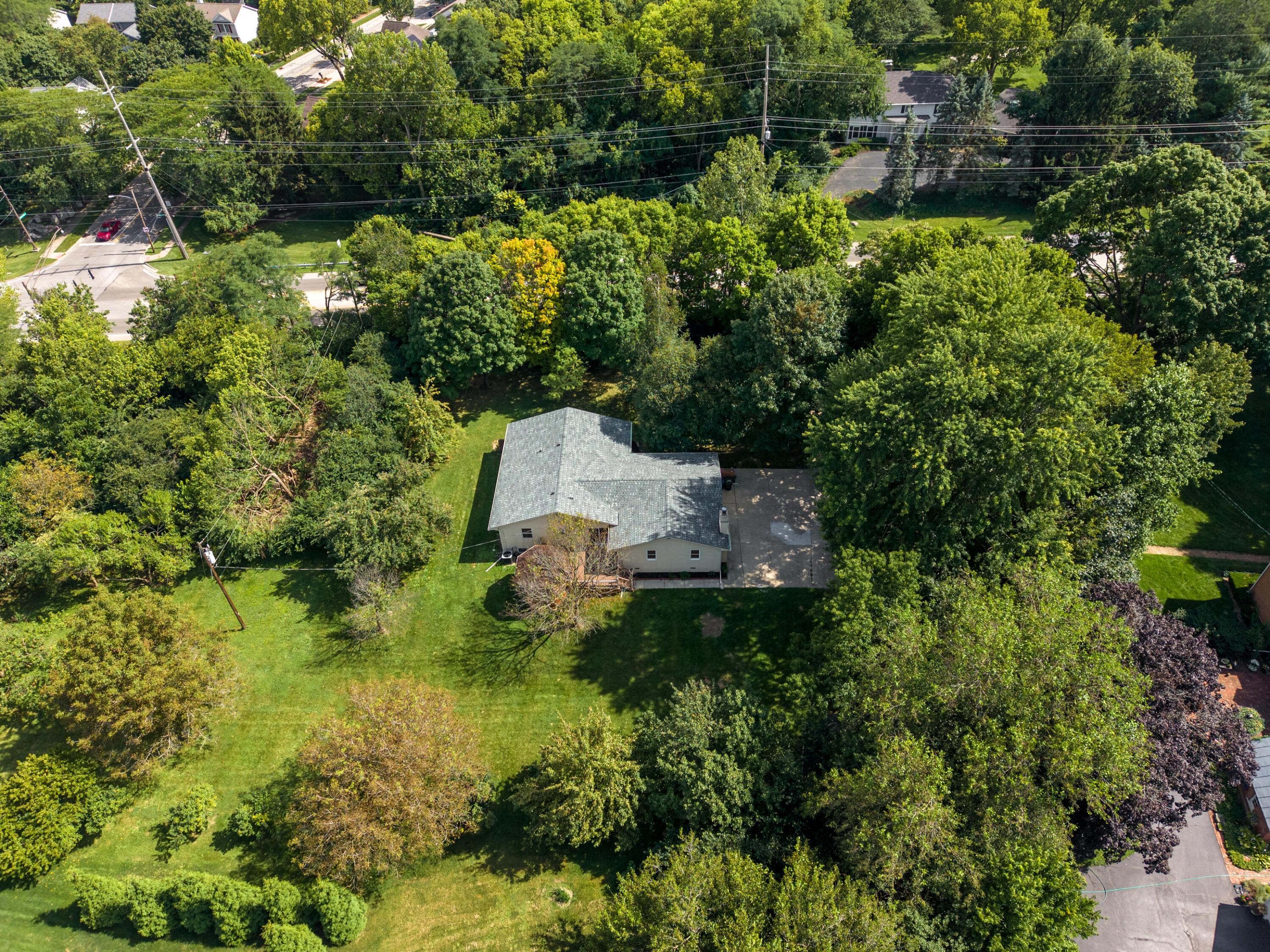 4880 Hayden Run Road Property Photo 31