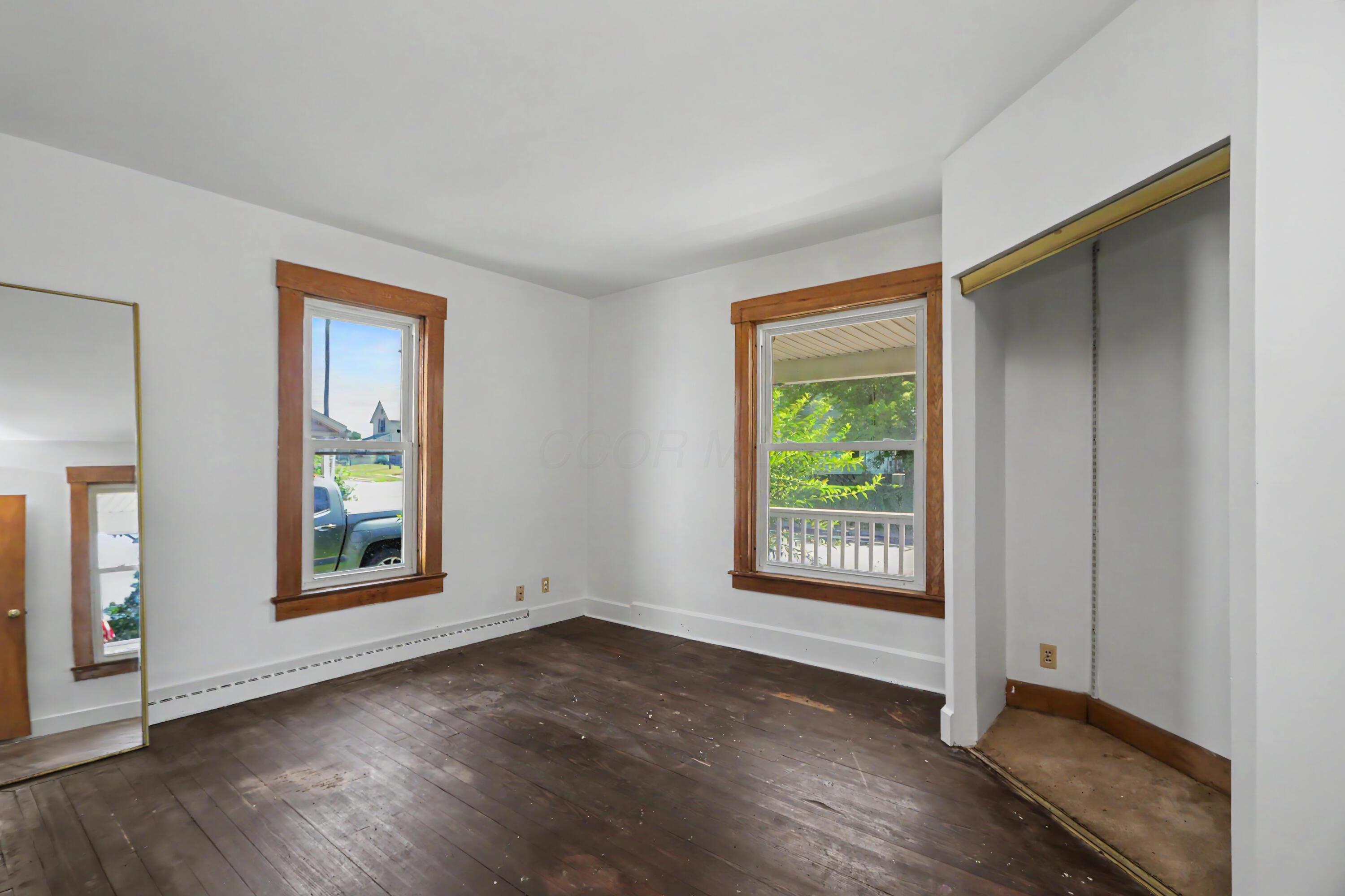 123 E Main Street Property Photo 7