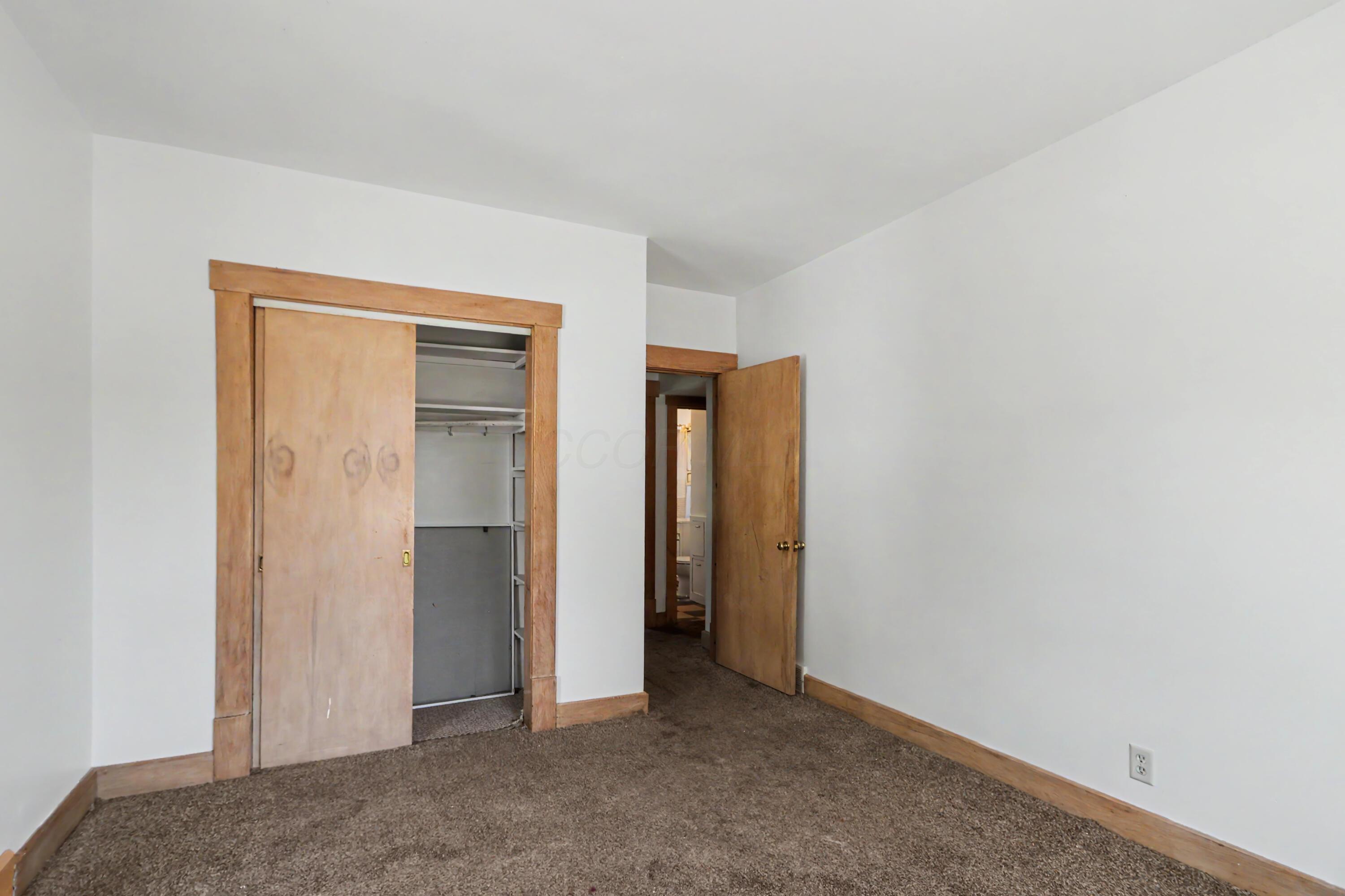 123 E Main Street Property Photo 12