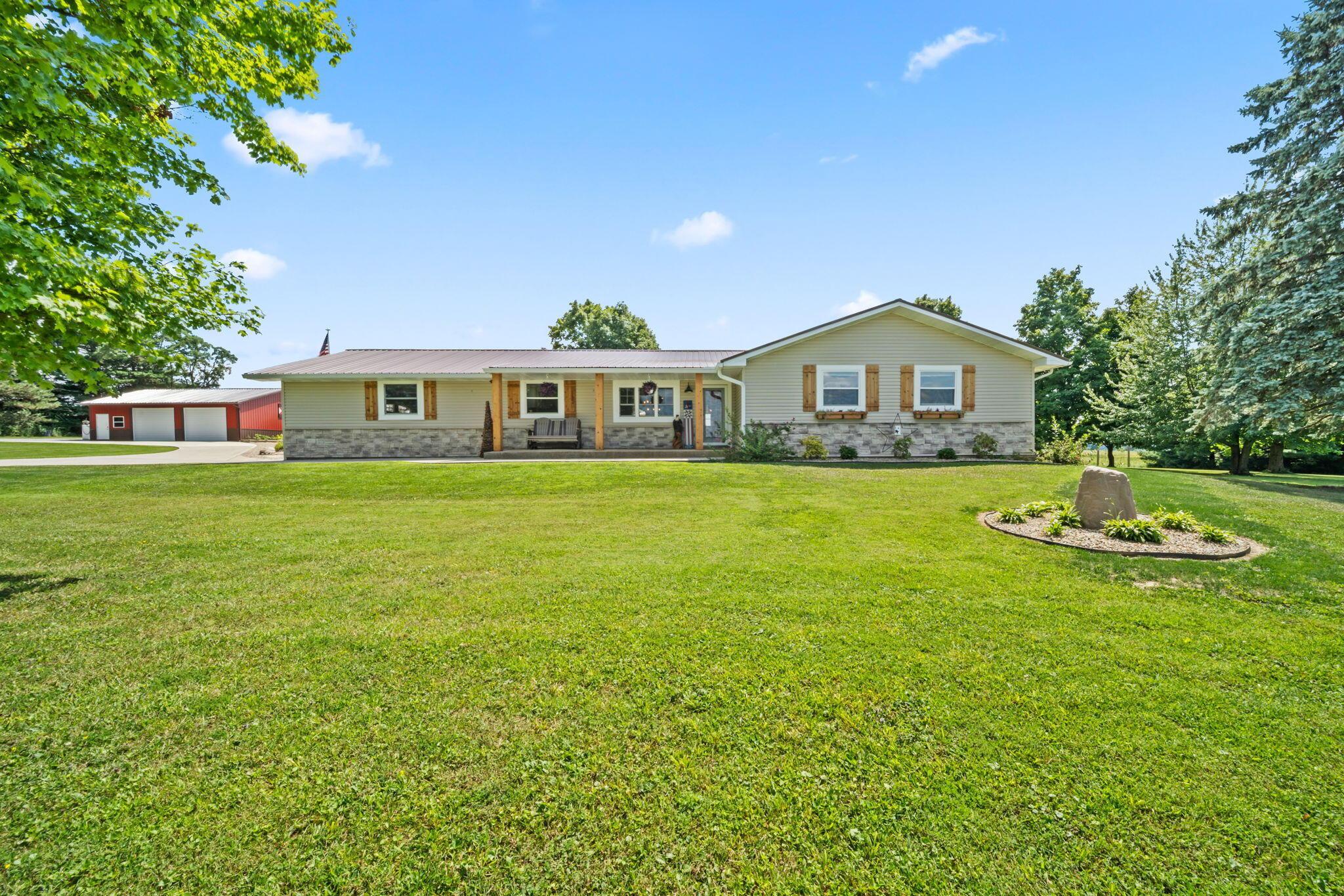 5822 County Road 37 Property Photo 1