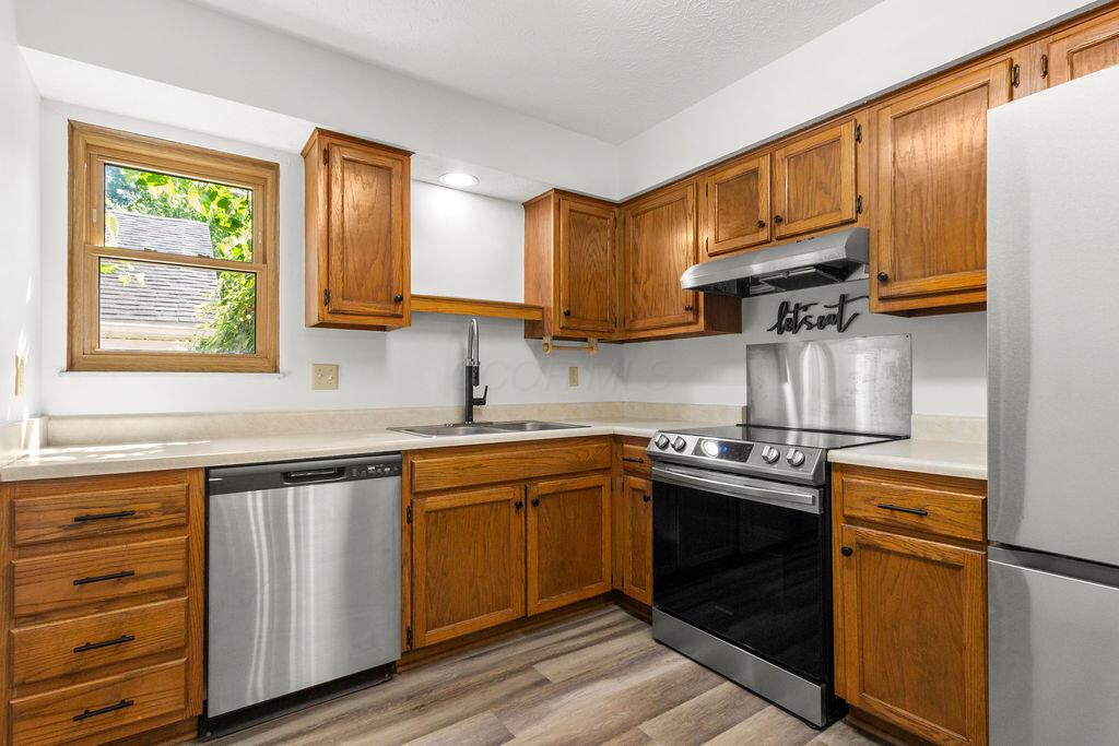 8393 Cliffthorne Way Property Photo 16