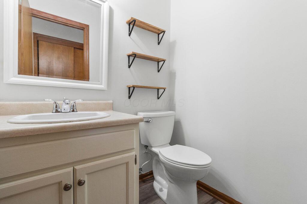 8393 Cliffthorne Way Property Photo 18