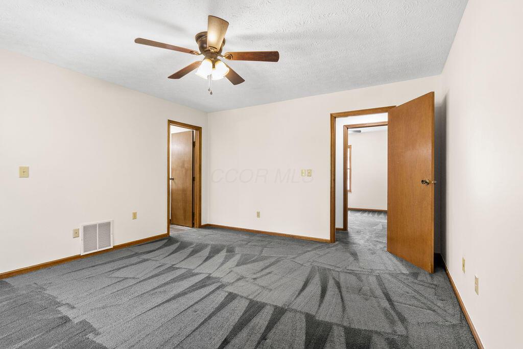 8393 Cliffthorne Way Property Photo 21