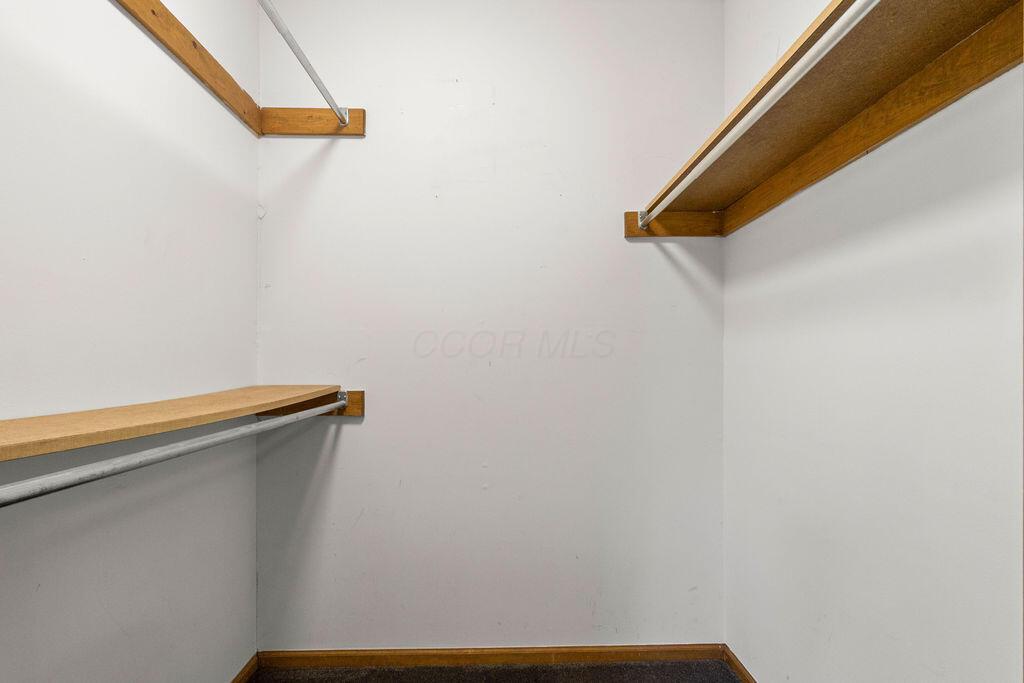 8393 Cliffthorne Way Property Photo 24
