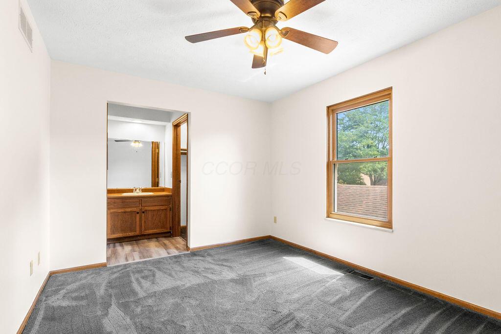 8393 Cliffthorne Way Property Photo 29