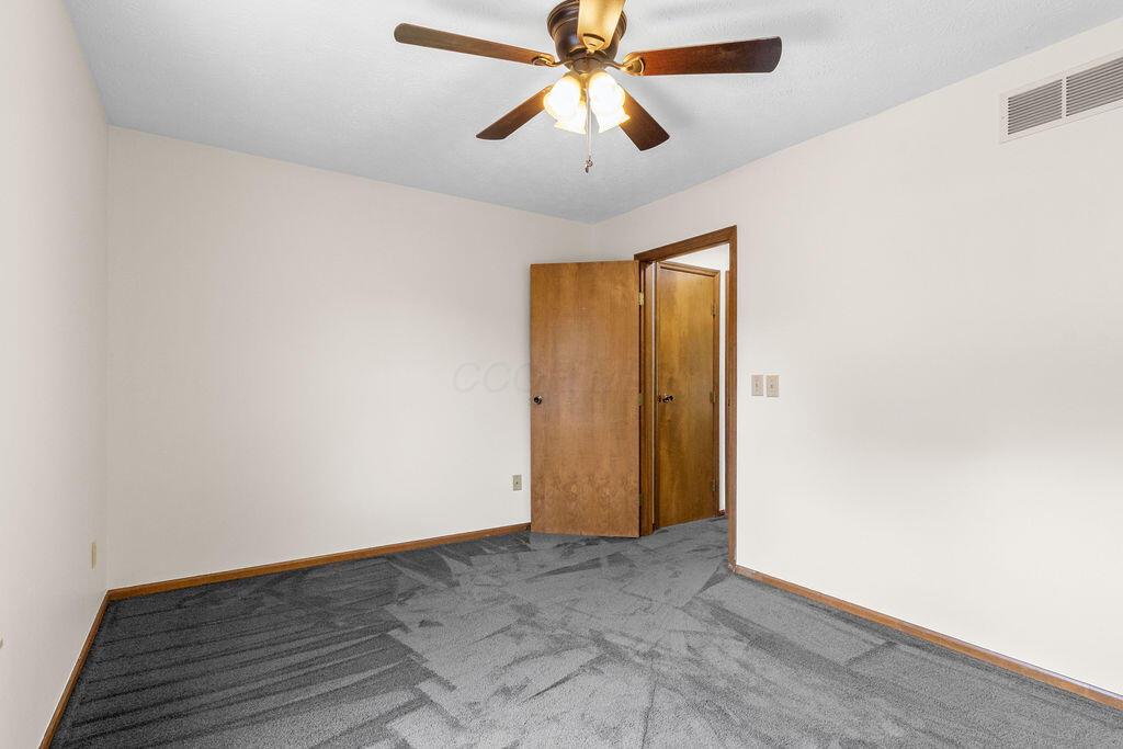 8393 Cliffthorne Way Property Photo 31