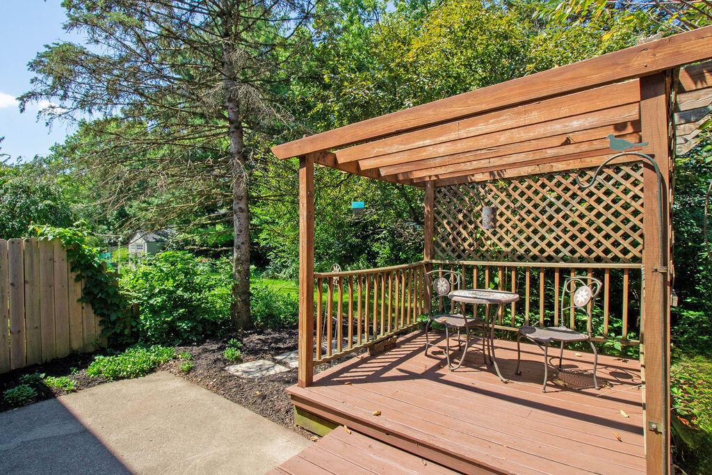 8393 Cliffthorne Way Property Photo 43