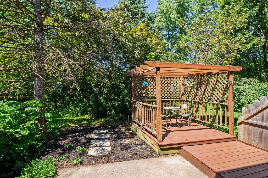8393 Cliffthorne Way Property Photo 45