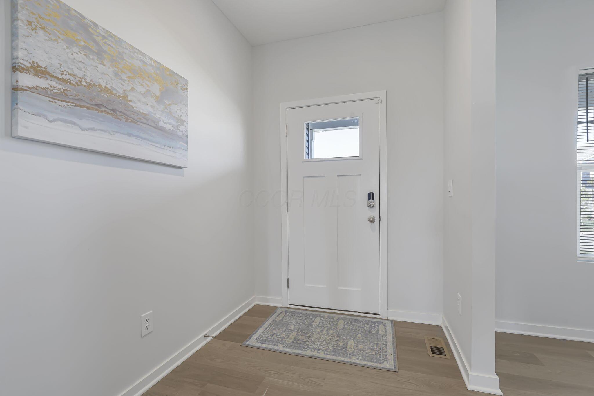 758 Leslie Drive Property Photo 3