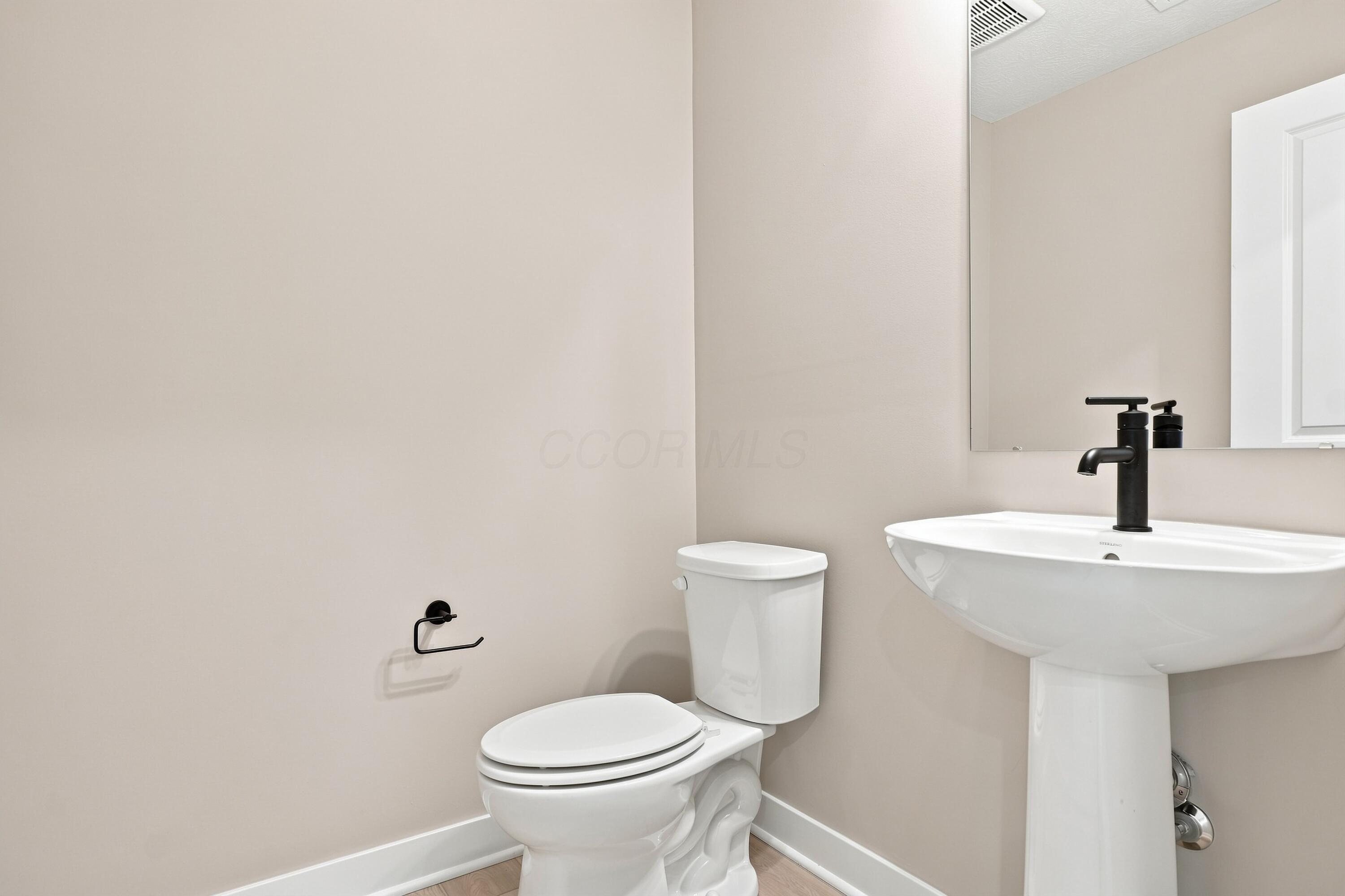 5767 Valleydale Road Property Photo 6