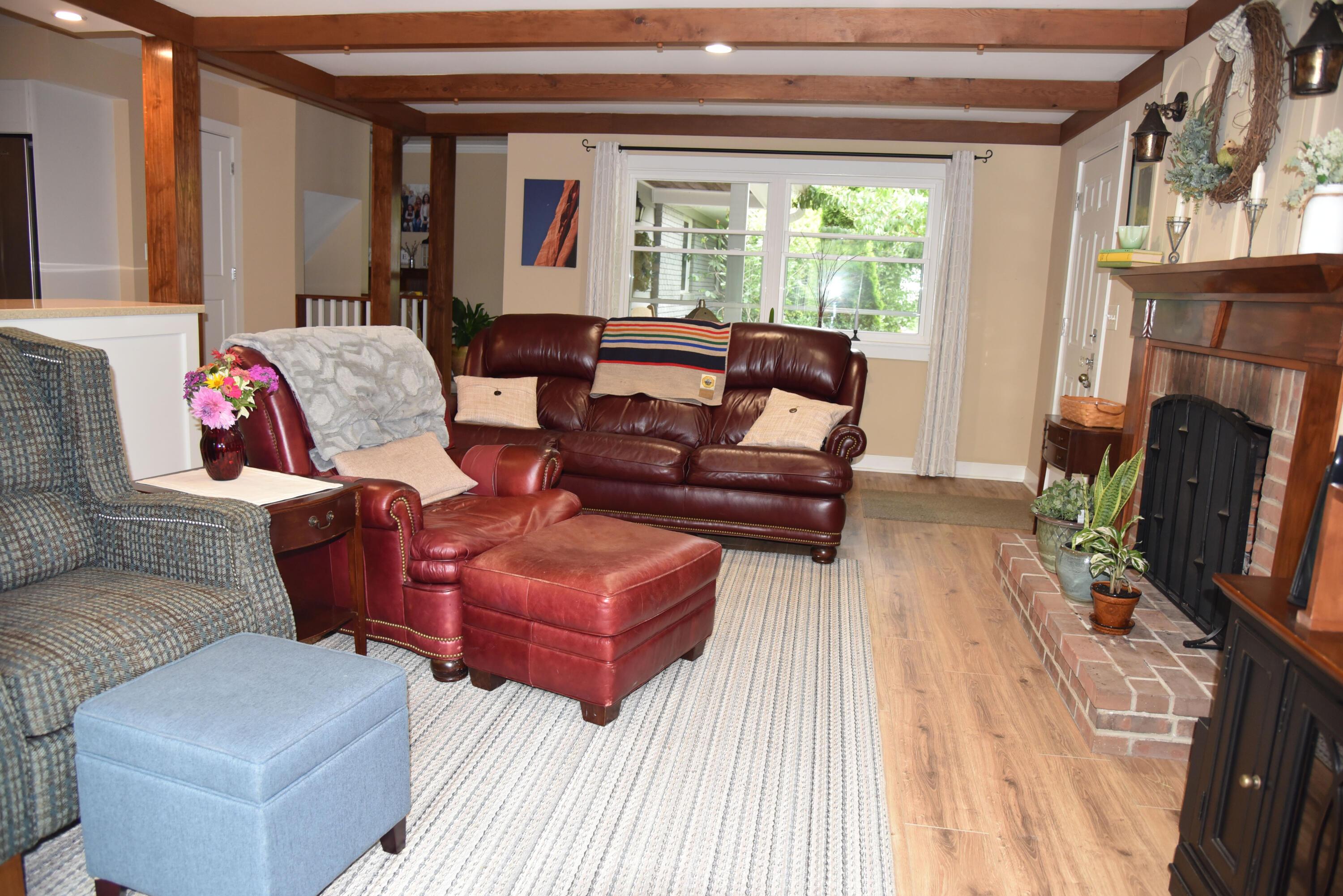 961 Lynbrook Road Property Photo 11