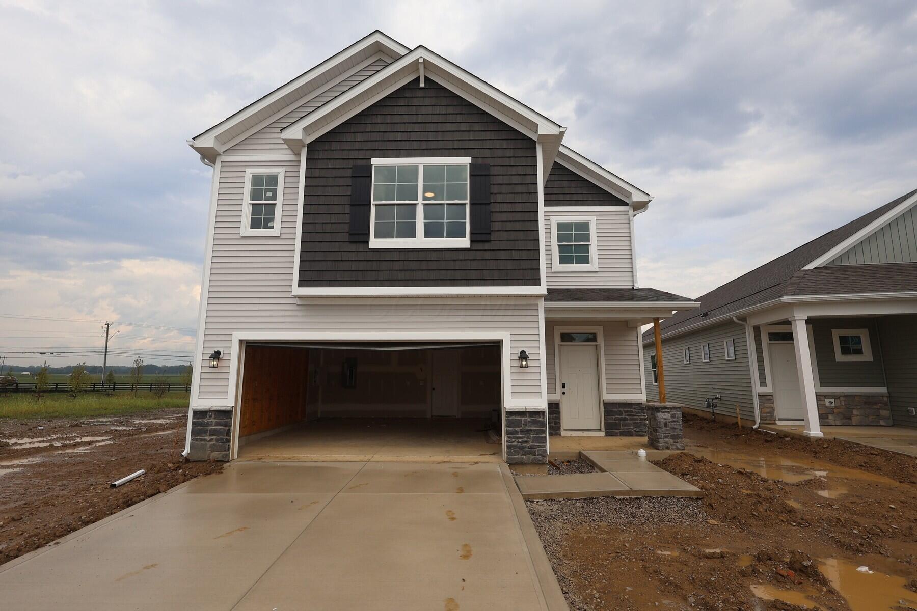 1007 Dawsons Drive Property Photo 1