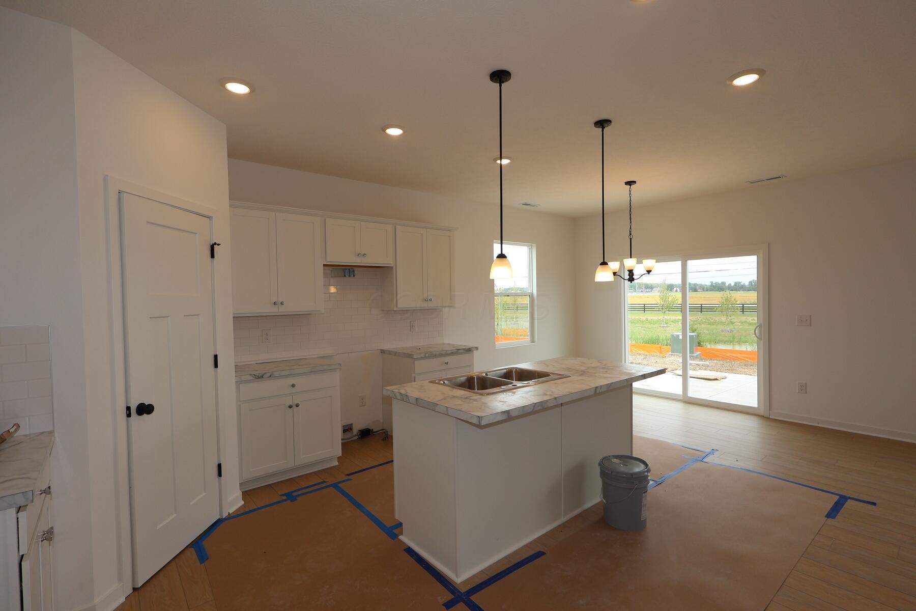 1007 Dawsons Drive Property Photo 9