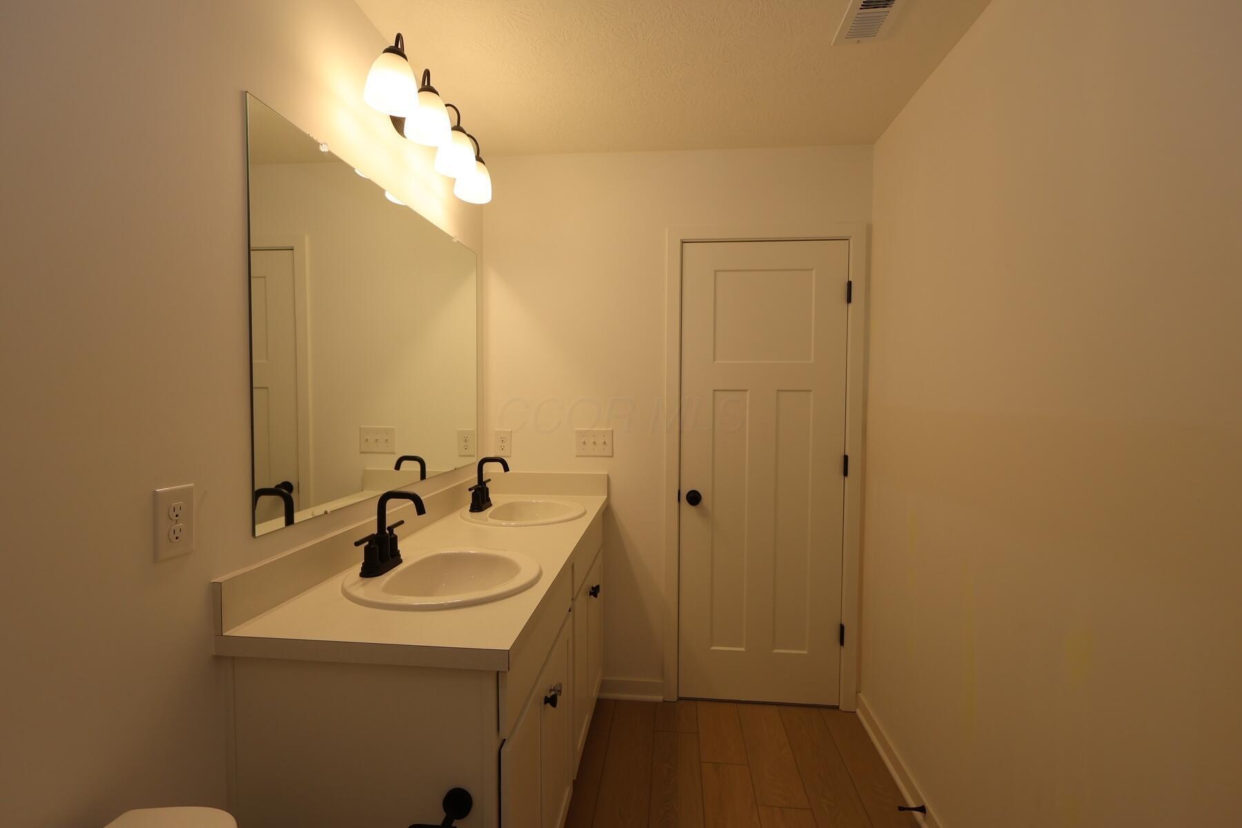 1007 Dawsons Drive Property Photo 10