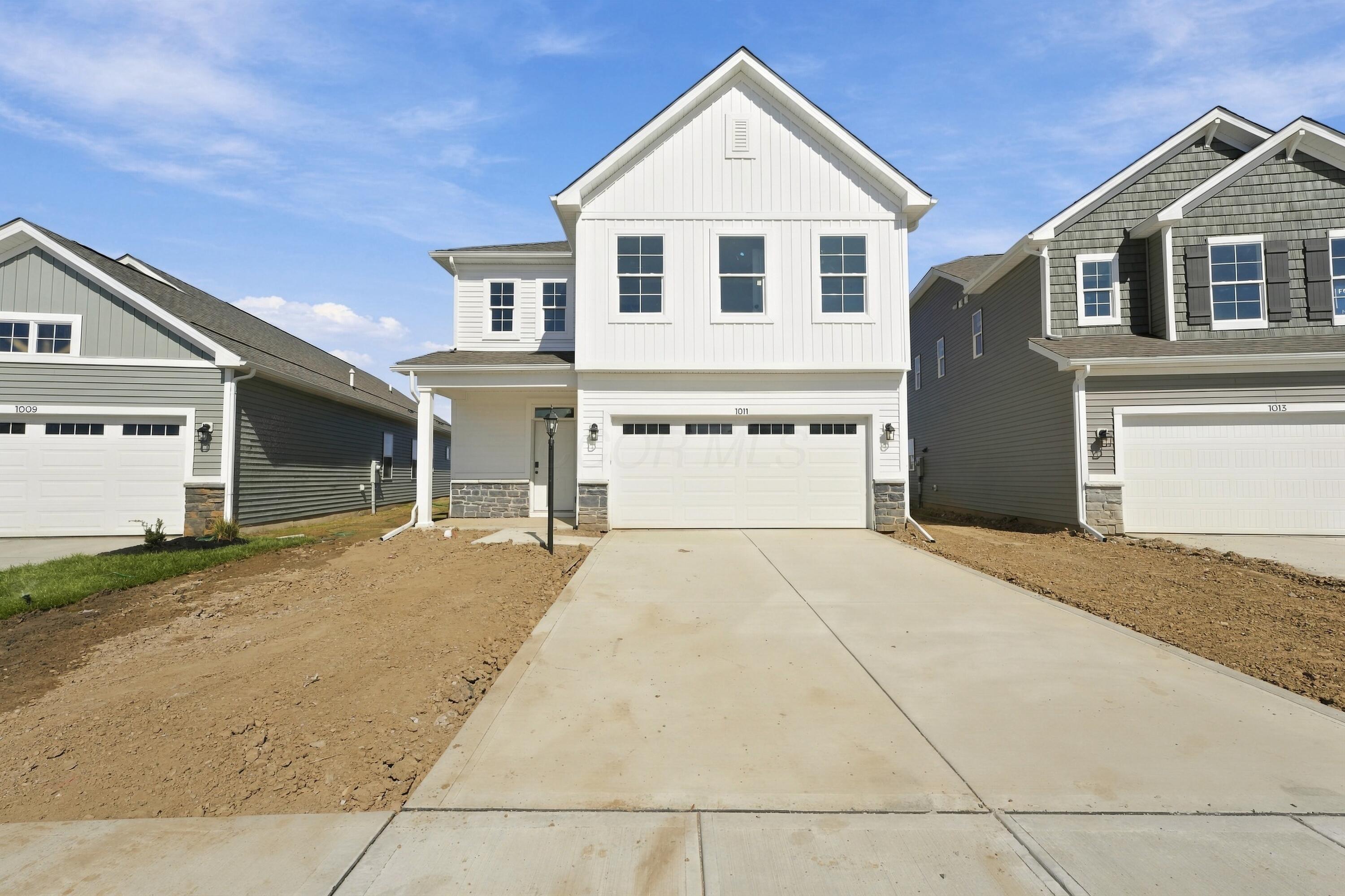 1011 Dawsons Drive Property Photo 1