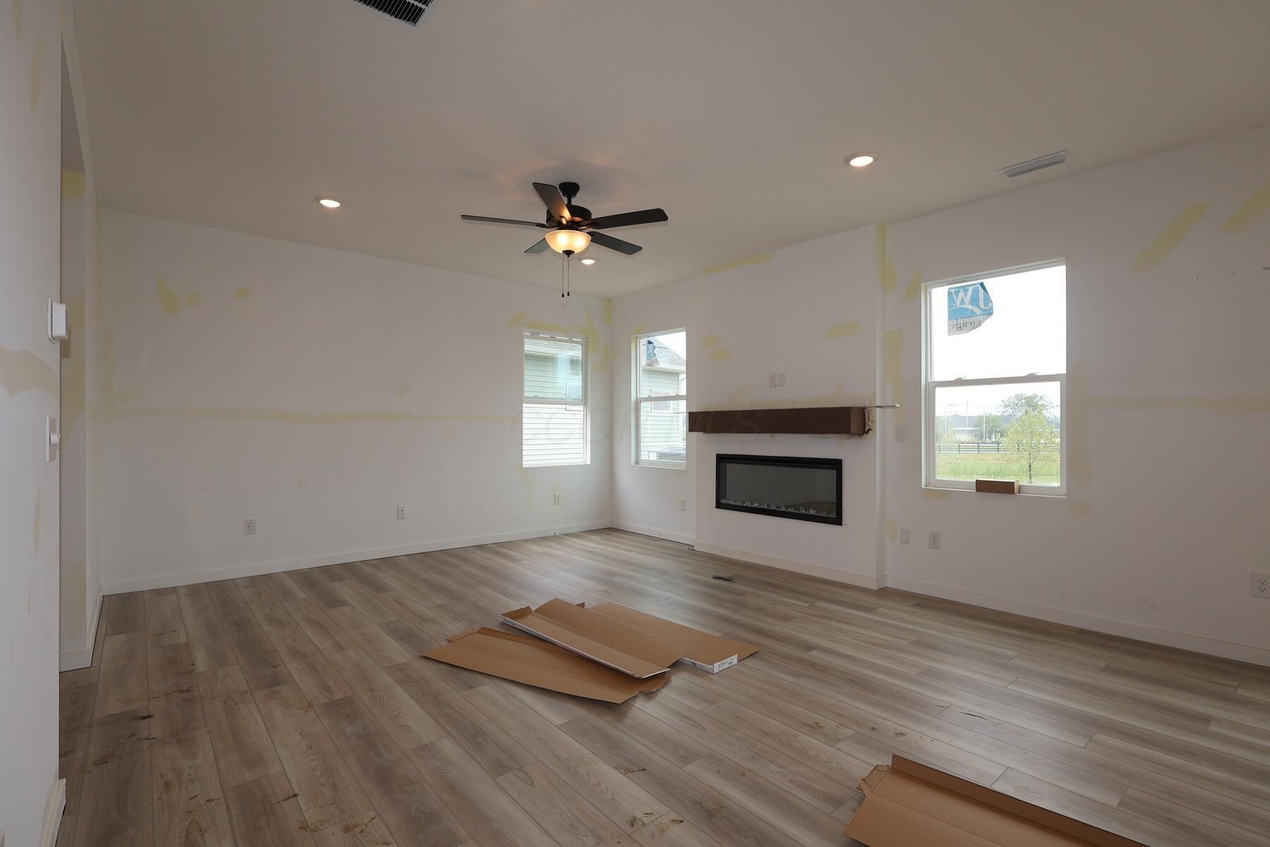 1011 Dawsons Drive Property Photo 3