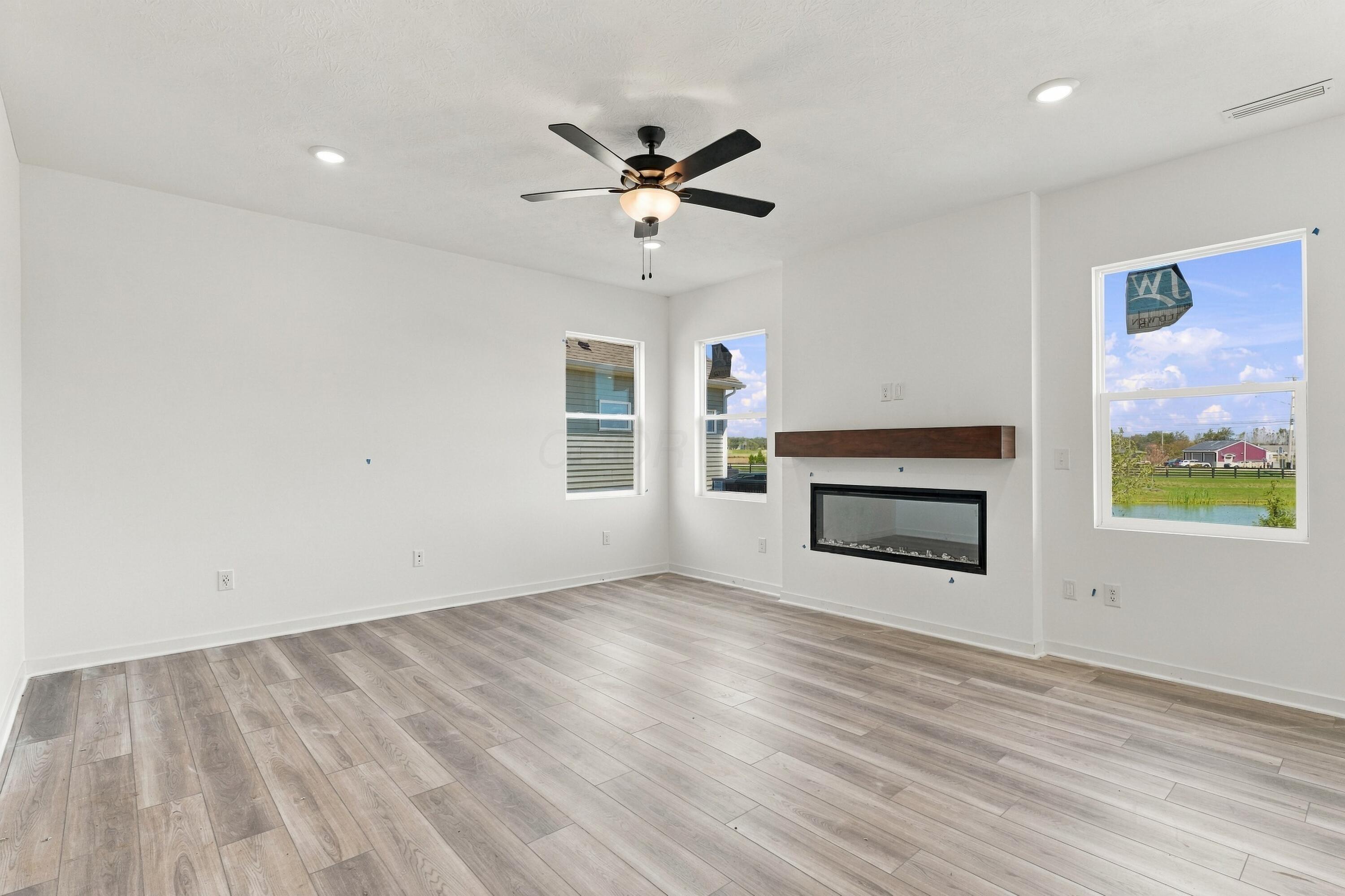 1011 Dawsons Drive Property Photo 6