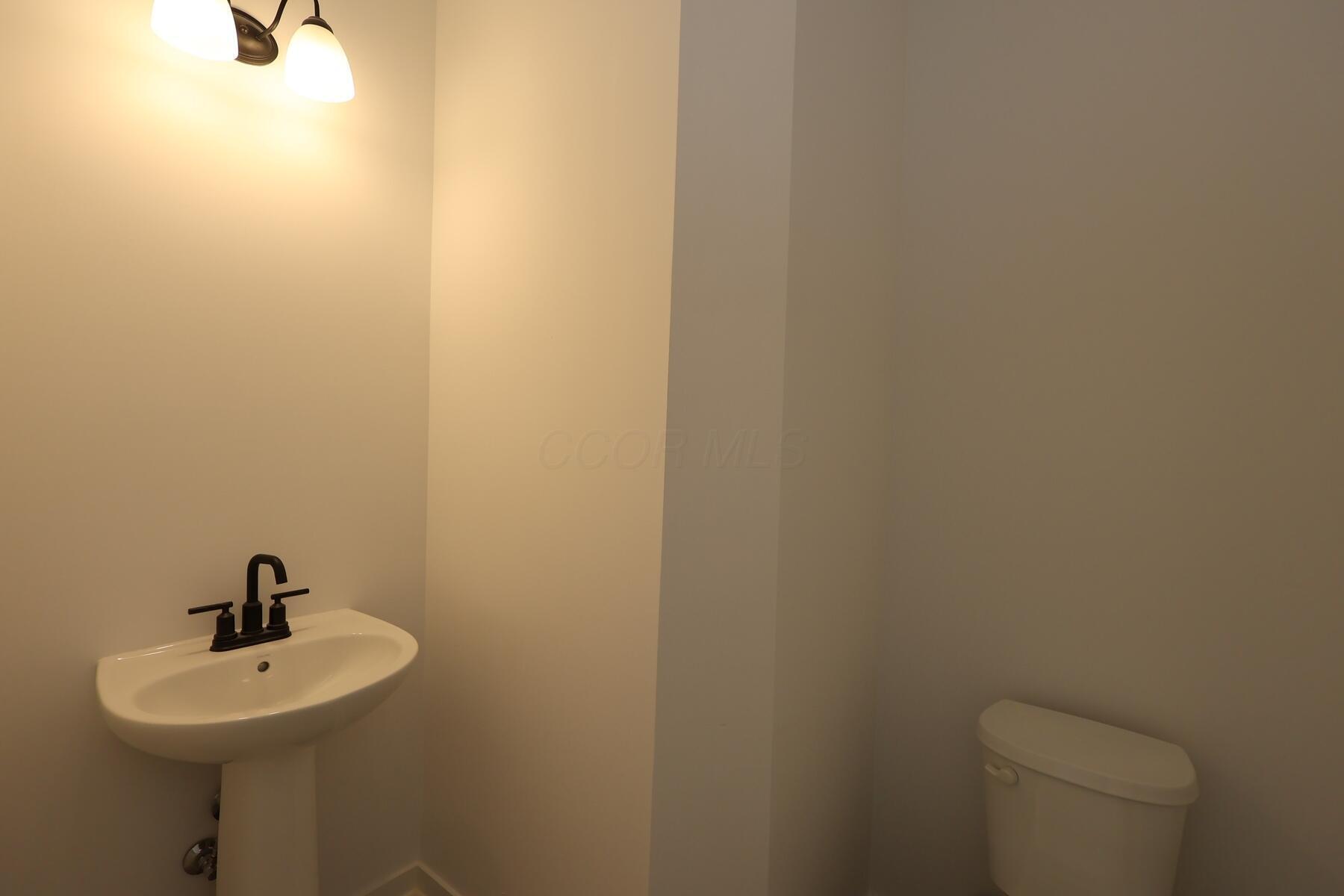 1011 Dawsons Drive Property Photo 8