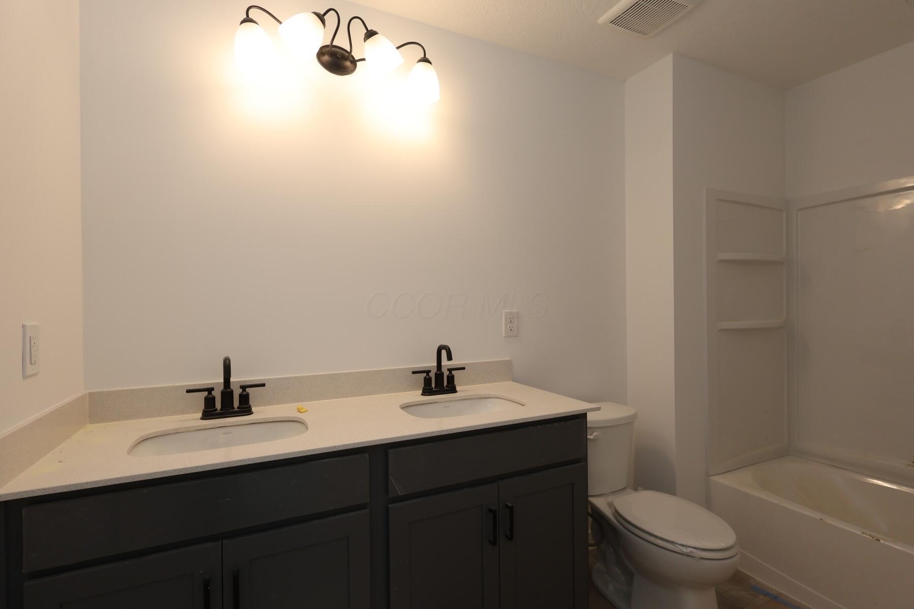 1011 Dawsons Drive Property Photo 13