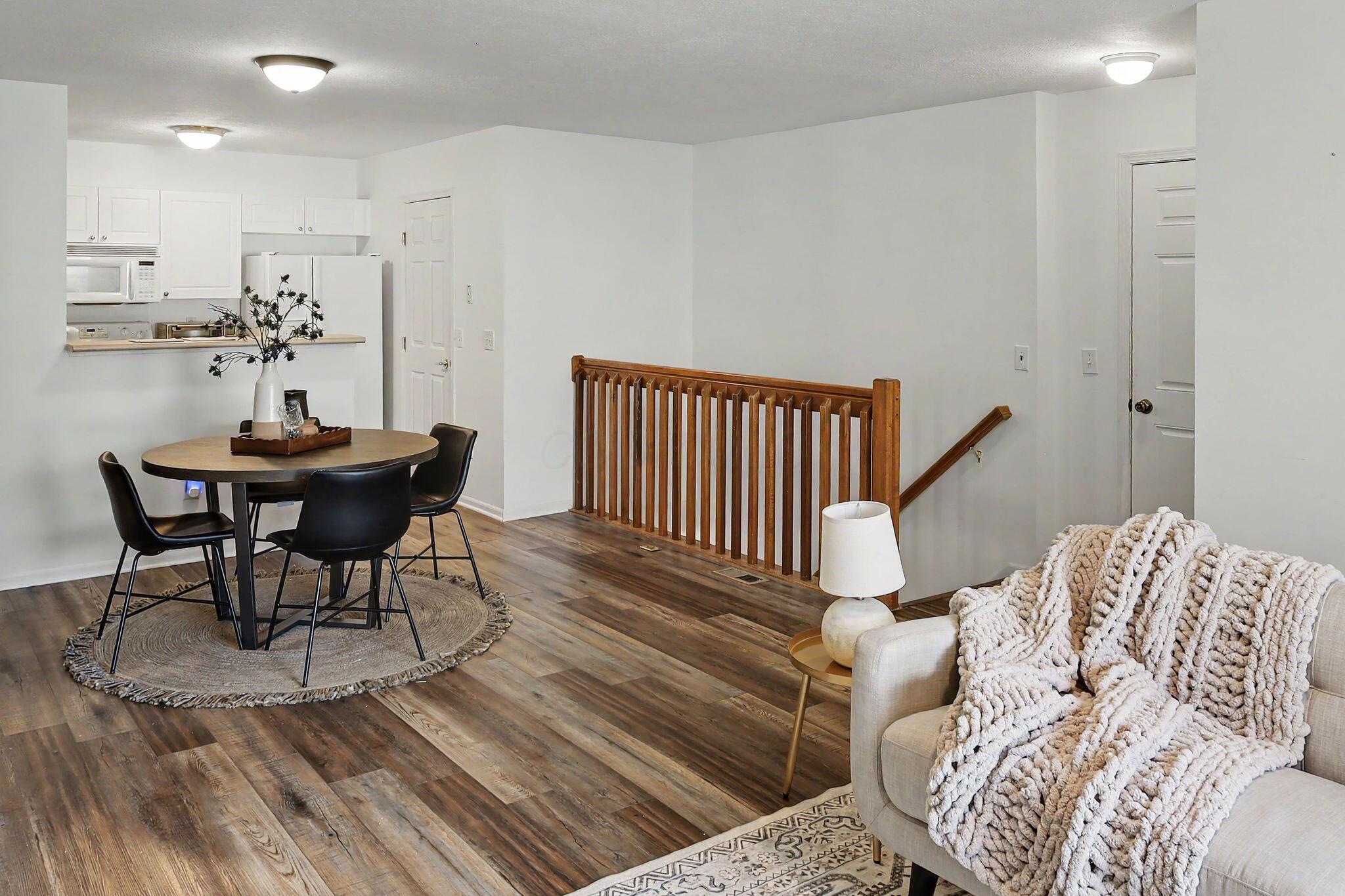 233 Bollingen Property Photo 10