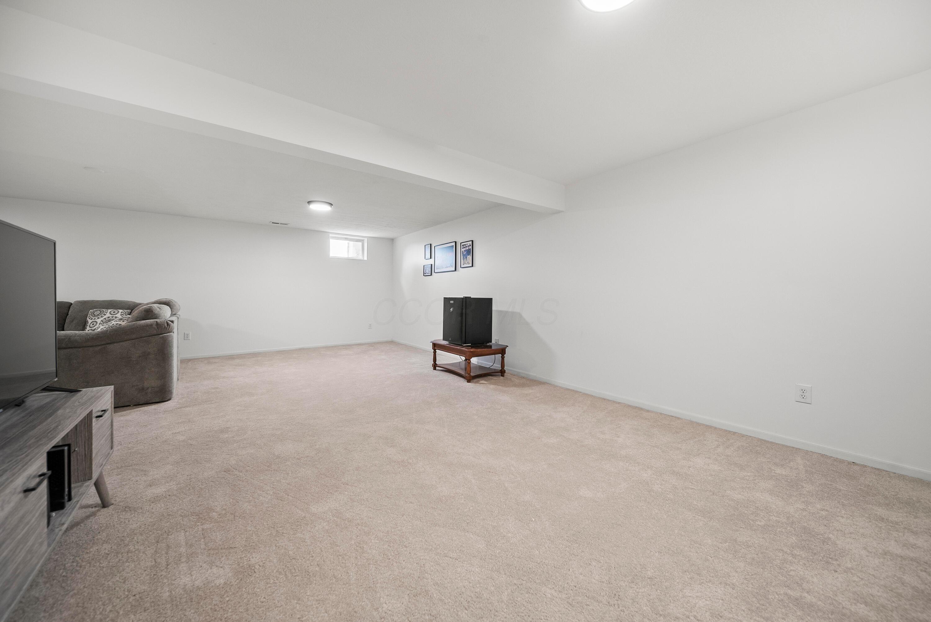 233 Bollingen Property Photo 27