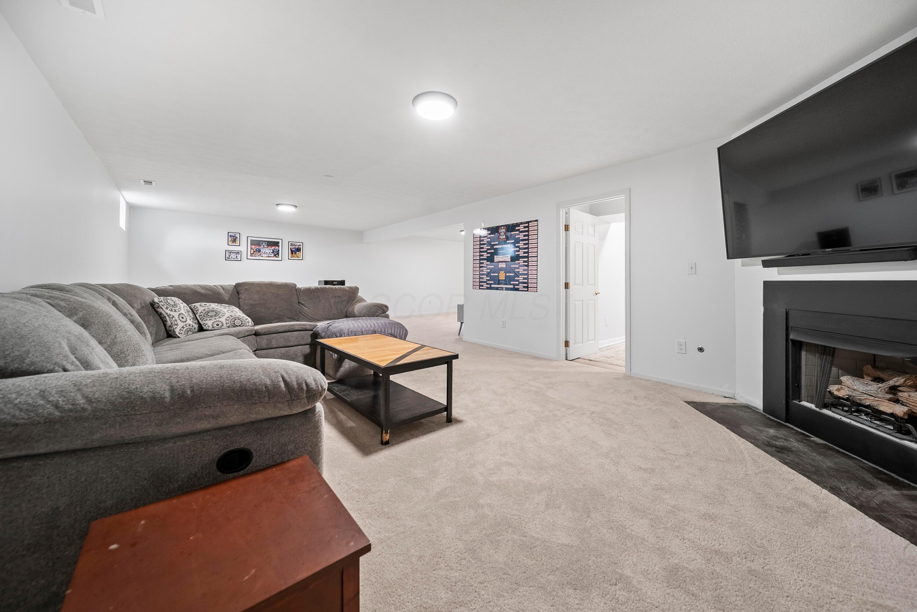 233 Bollingen Property Photo 29