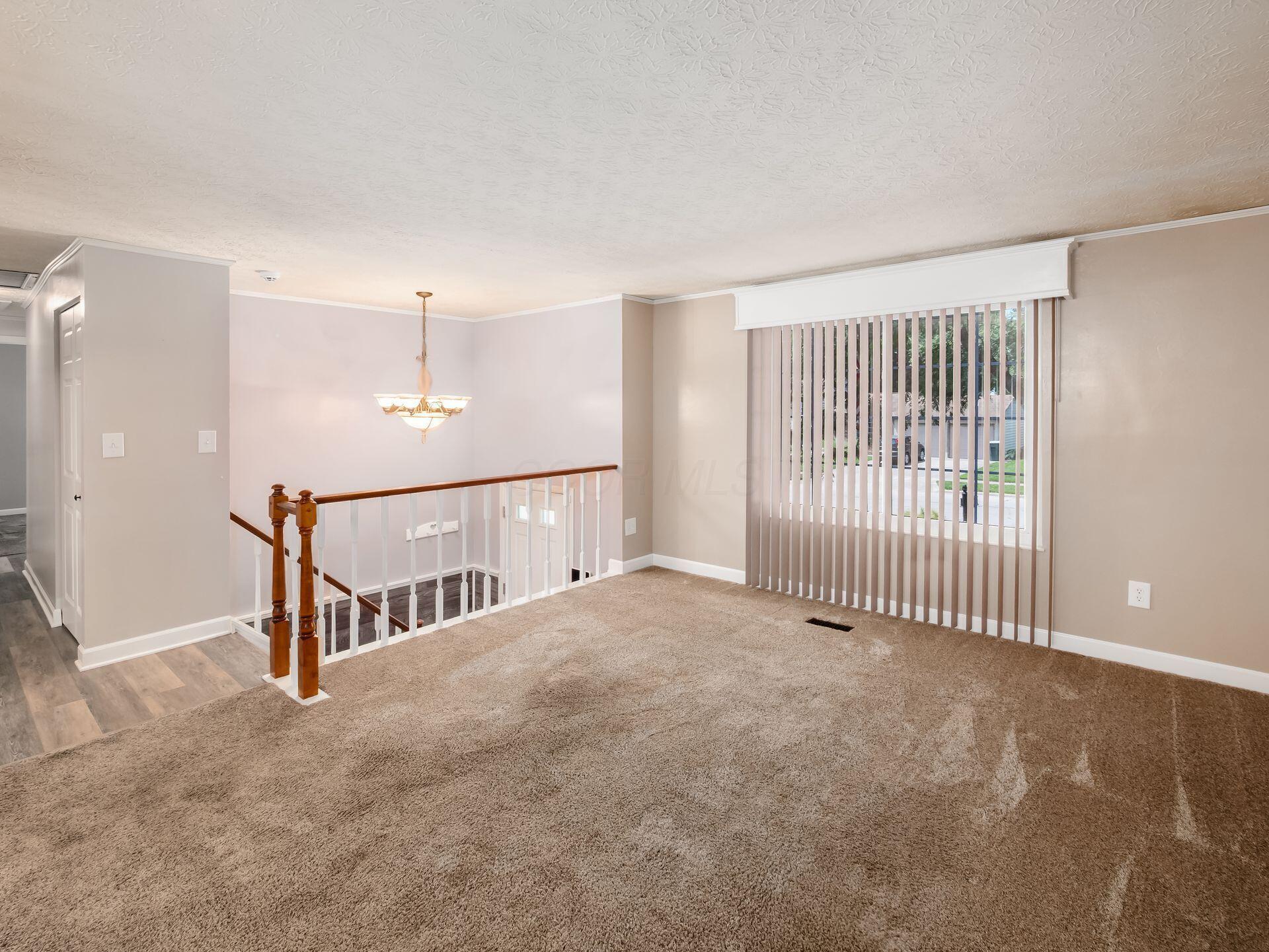 2972 Arrowsmith Drive Property Photo 6
