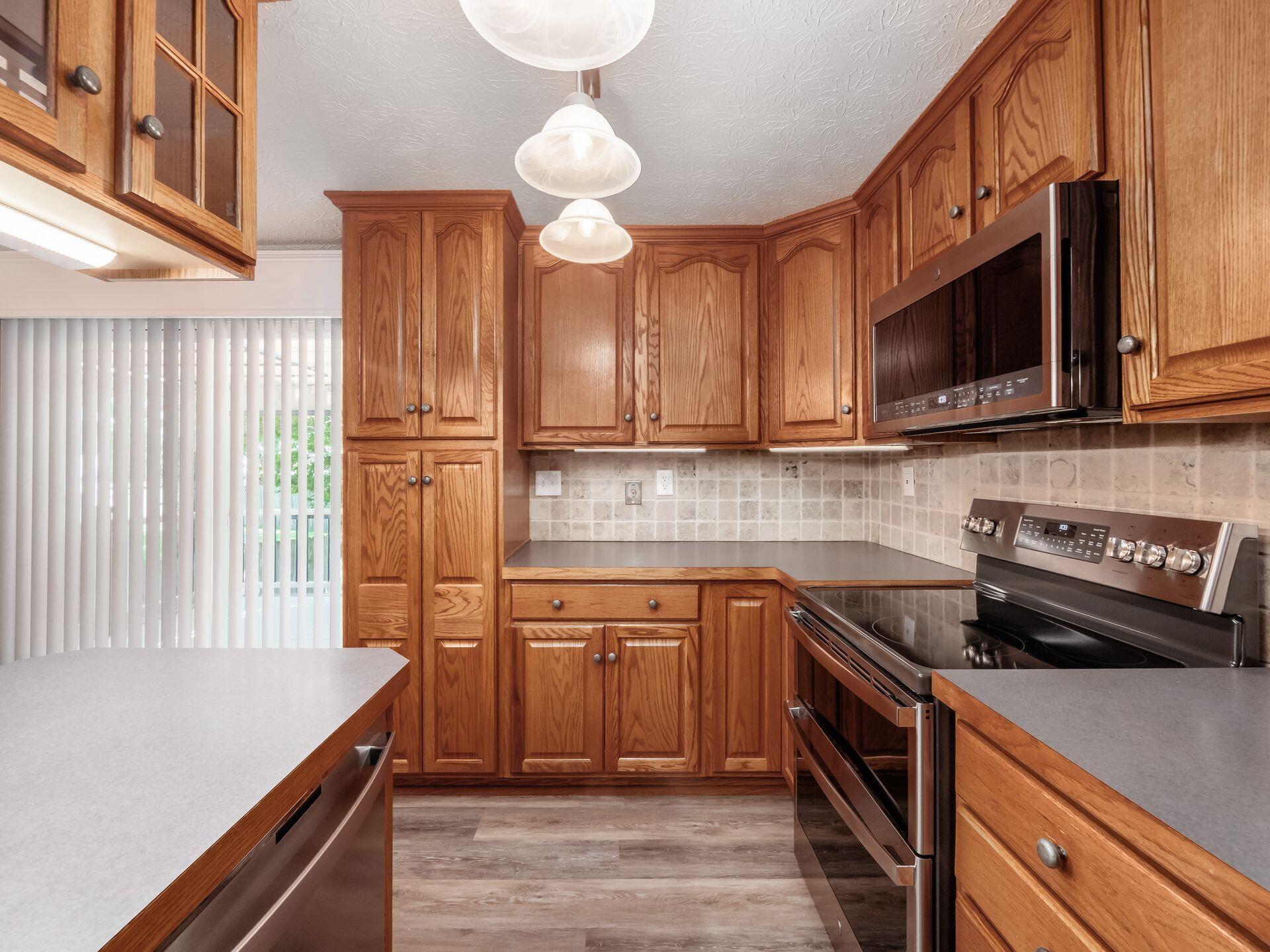 2972 Arrowsmith Drive Property Photo 11
