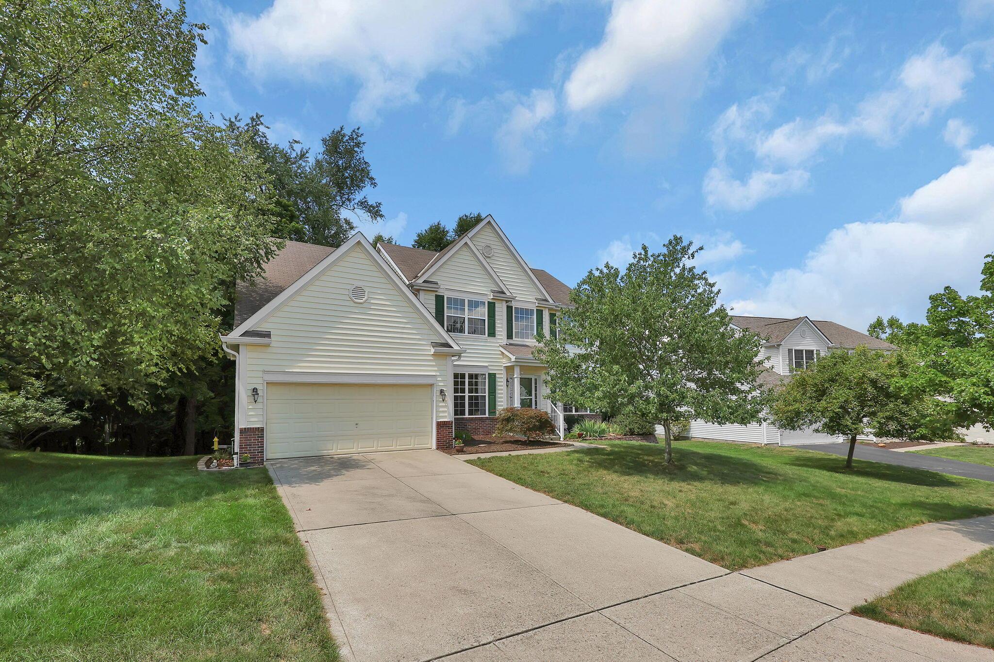 2602 Crestview Woods Drive Property Photo 1