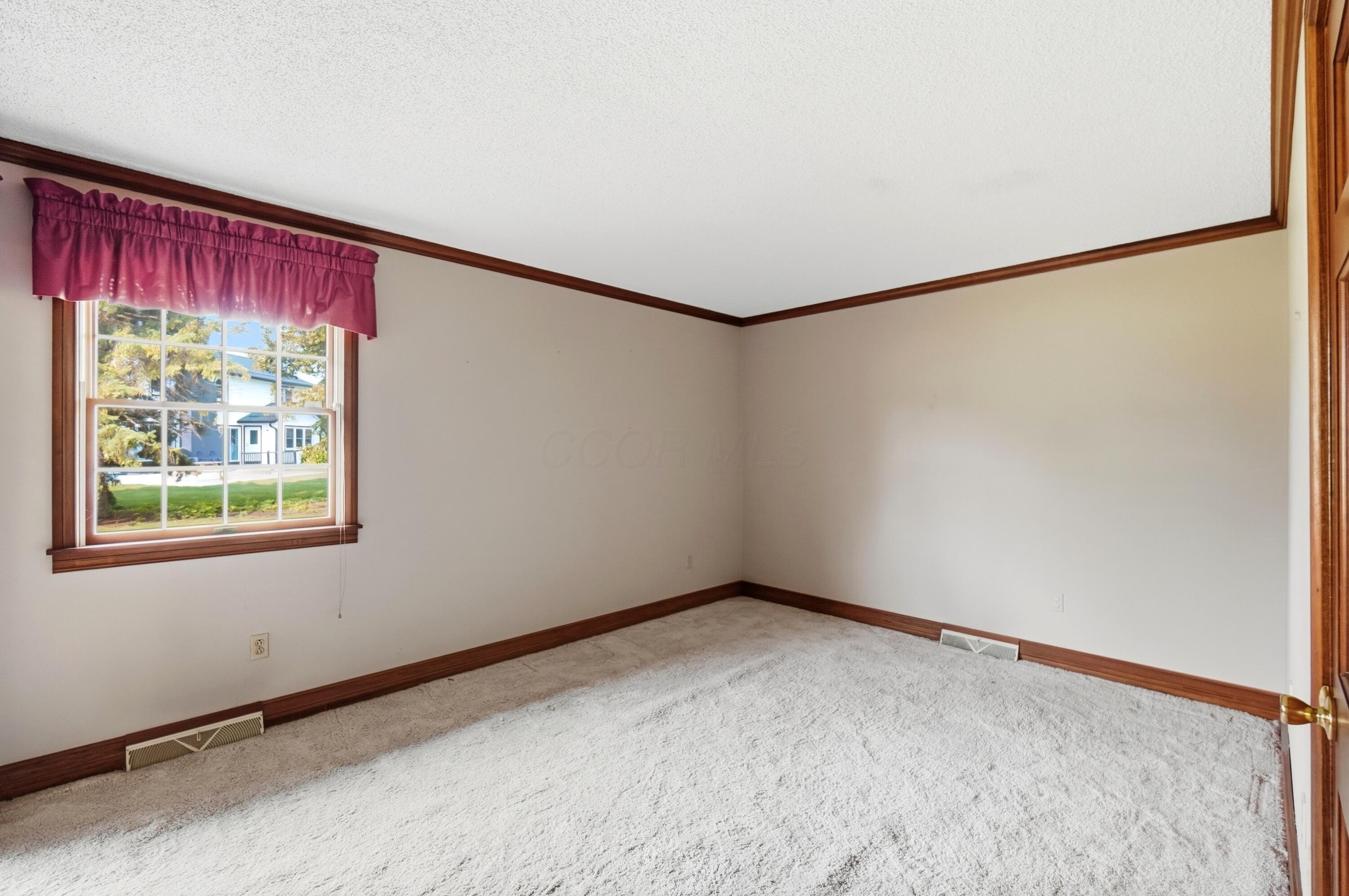 1097 Countryside Drive Property Photo 37