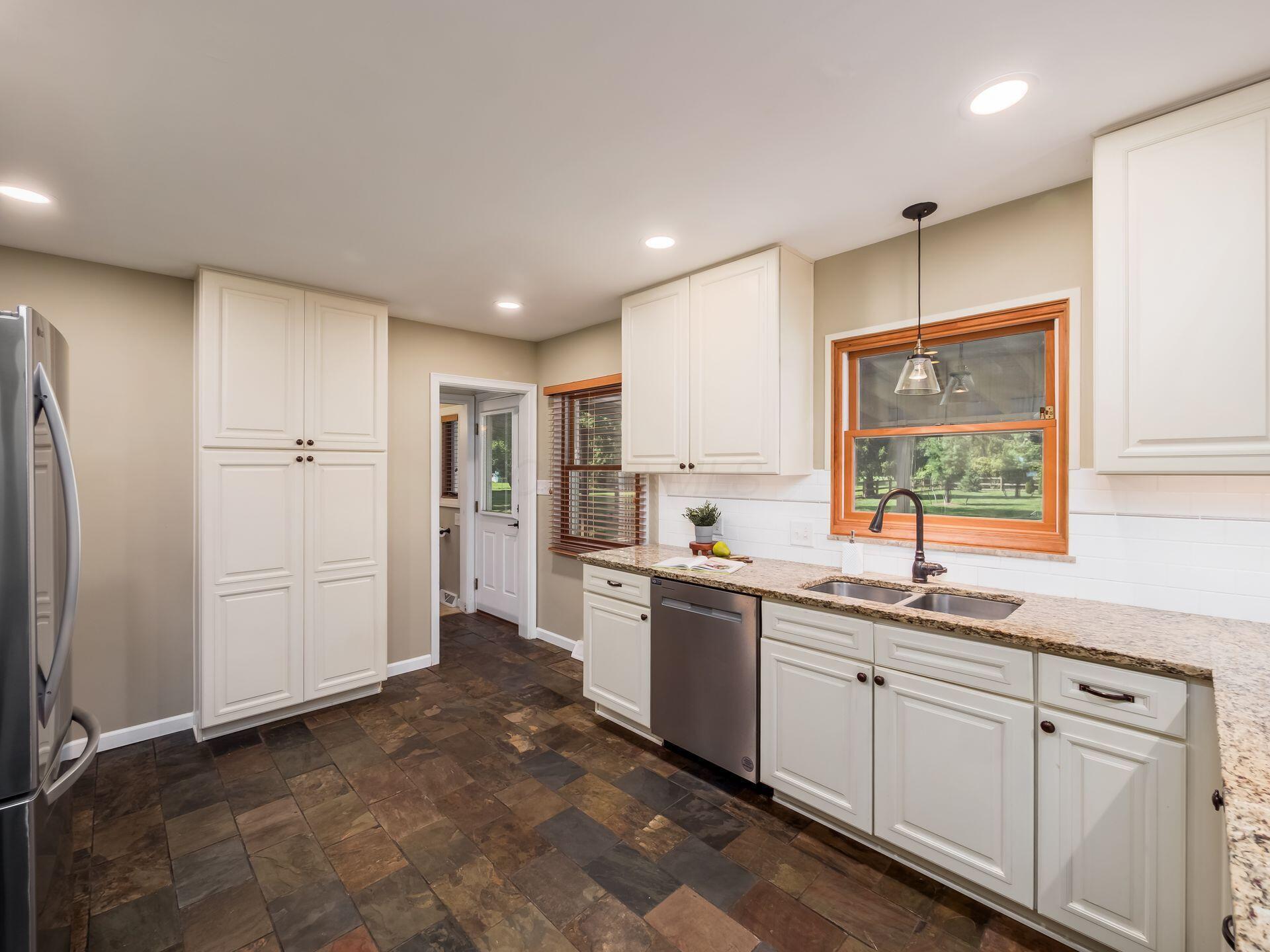 3512 Skyline Drive Property Photo 16