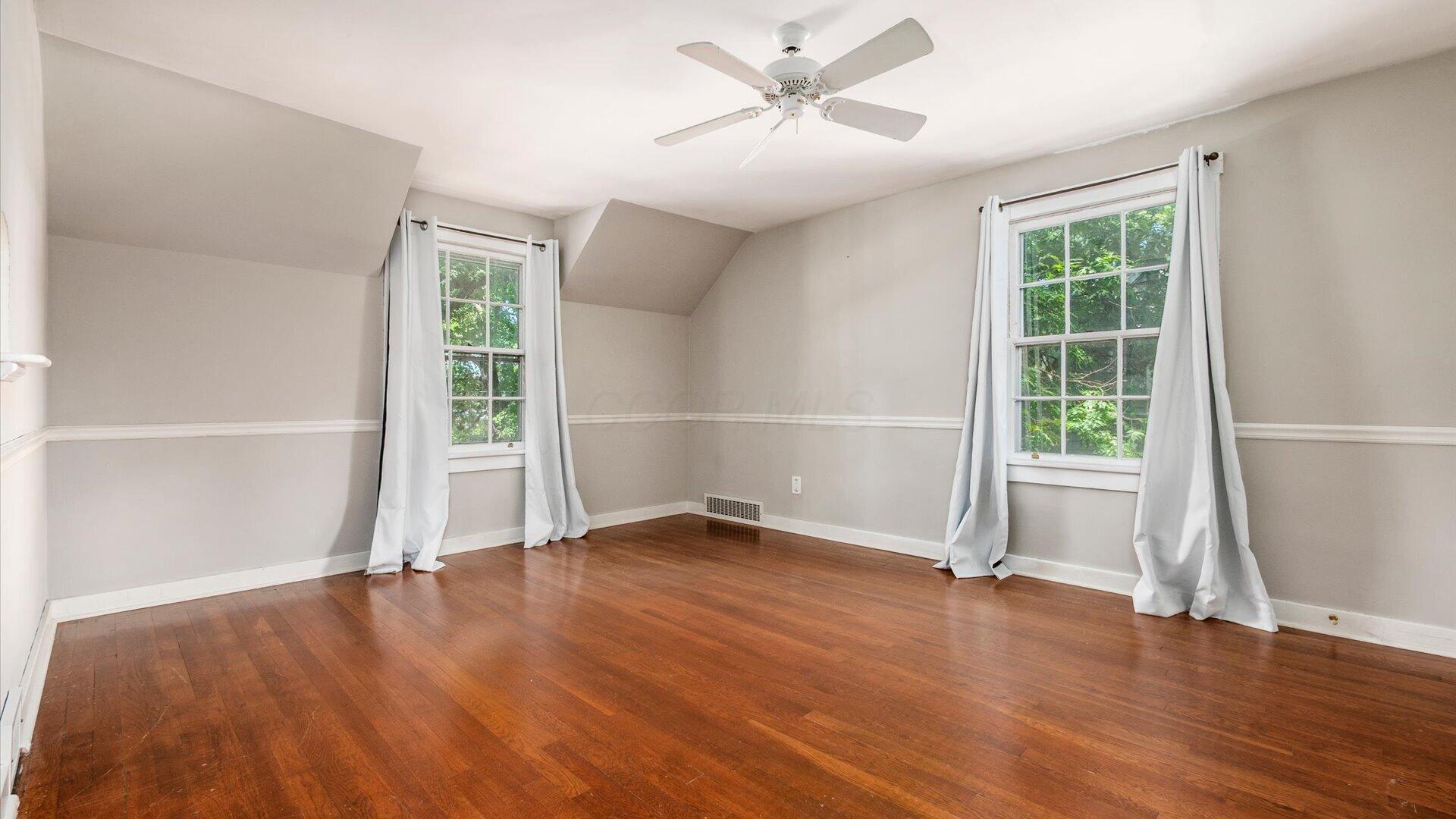 2022 Norwood Boulevard Property Photo 17