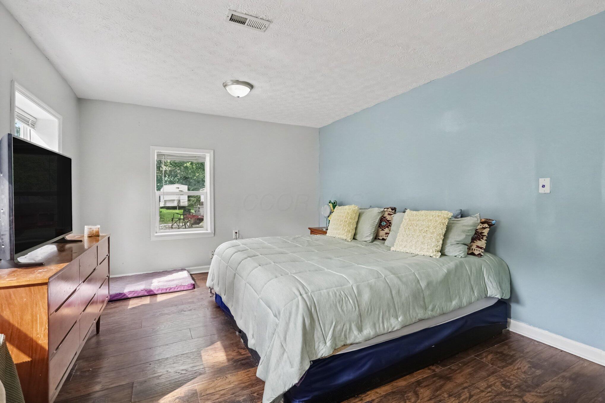 2806 Minerva Avenue Property Photo 20