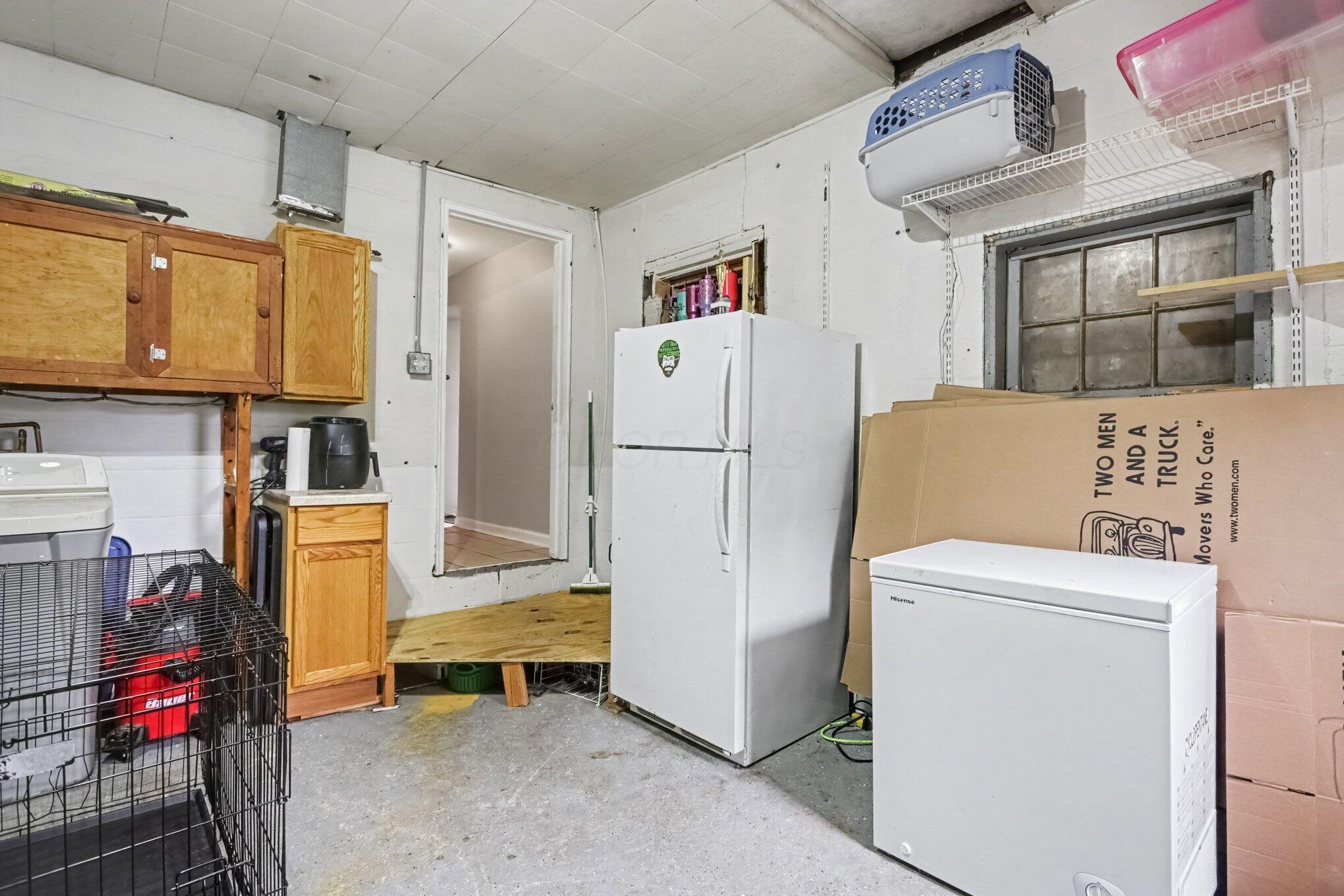 2806 Minerva Avenue Property Photo 34