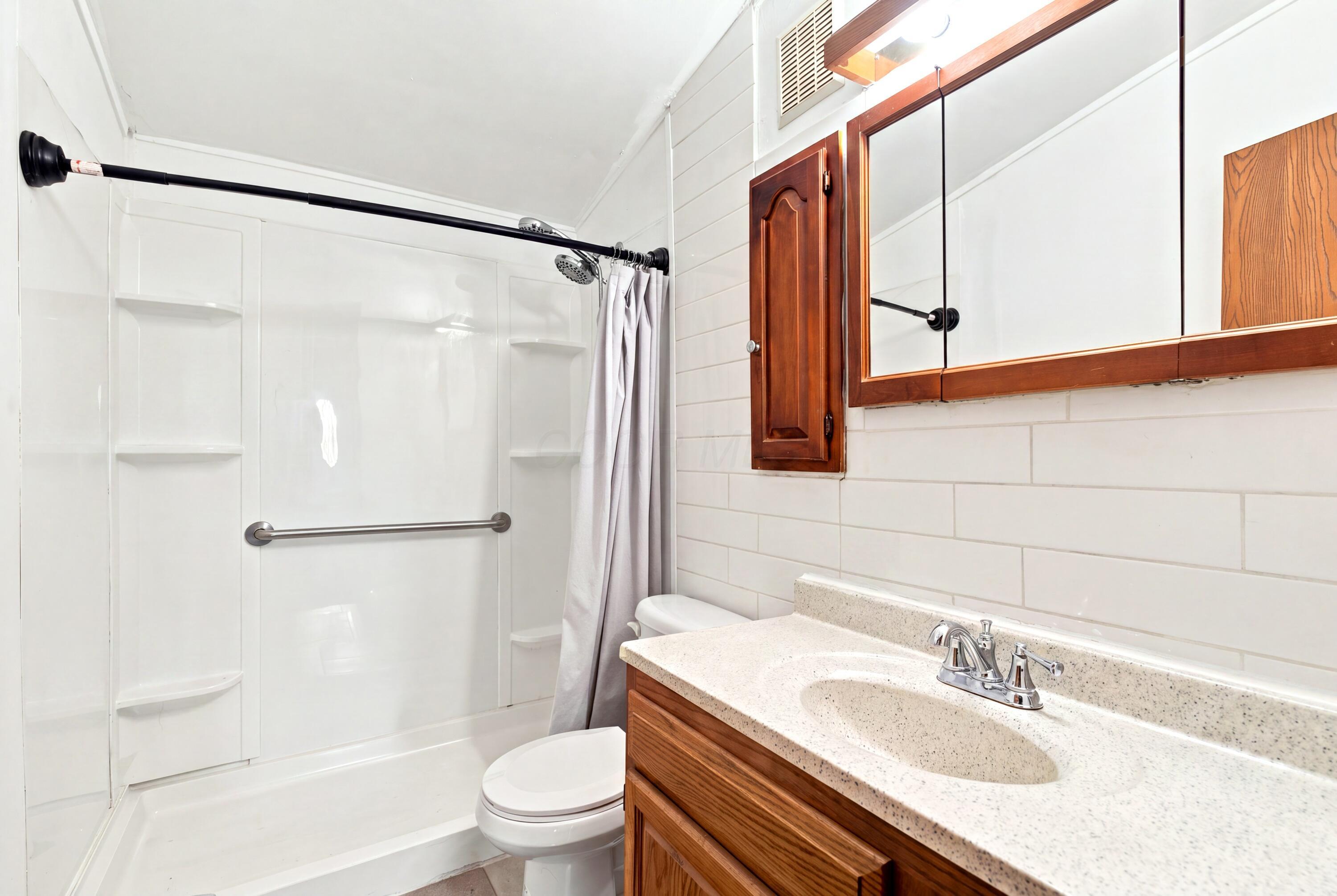369 Kinsel Avenue Property Photo 10