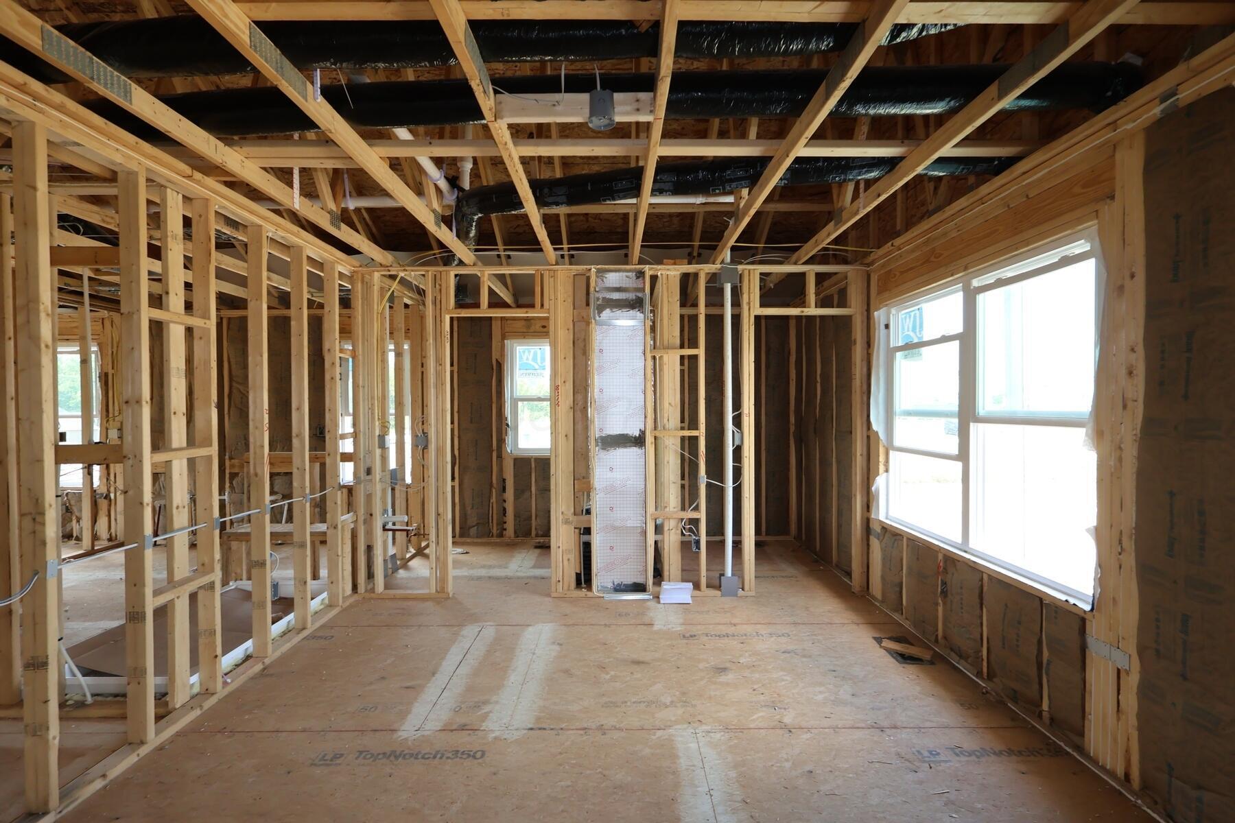 684 Fadley Loop E Property Photo 12