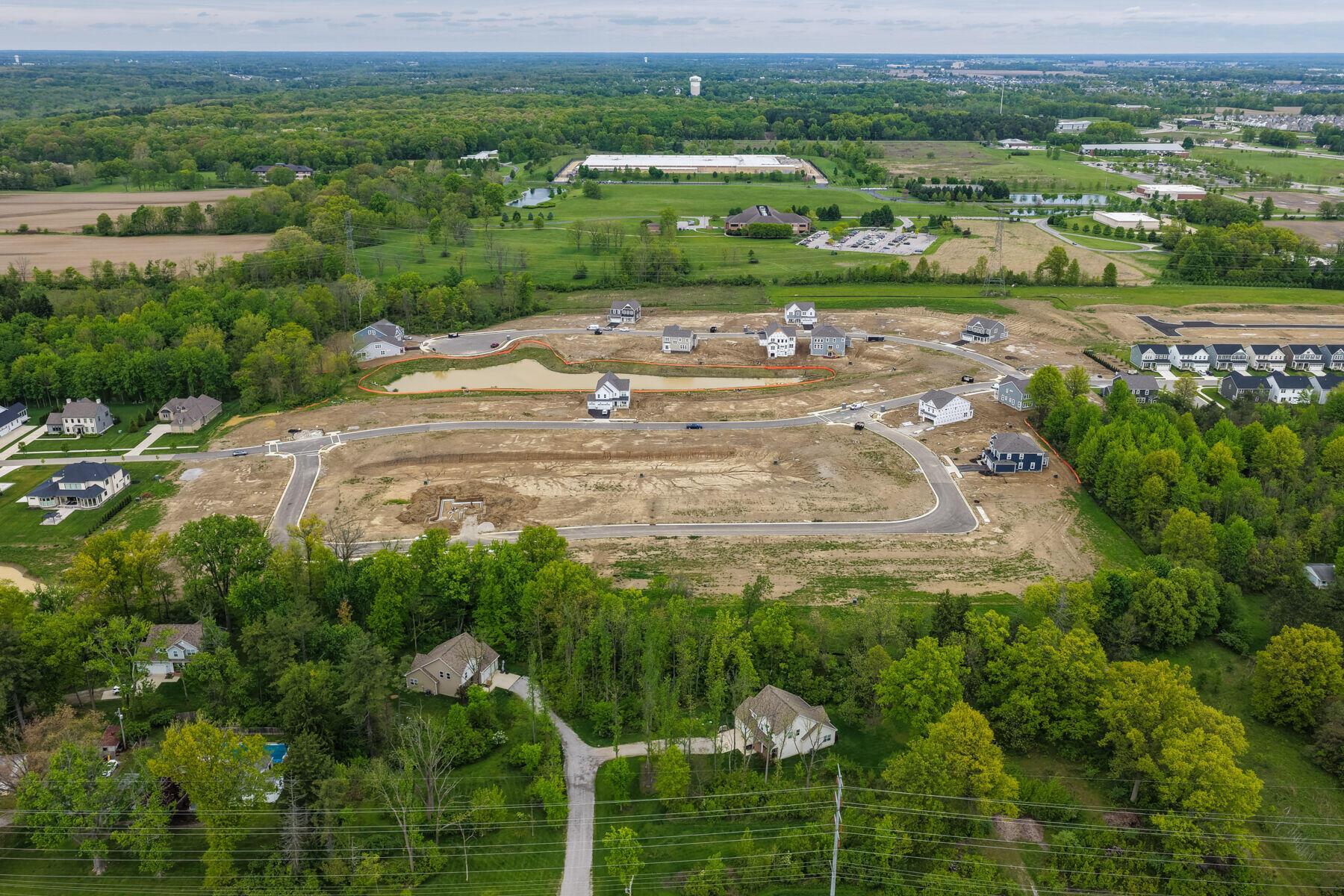 684 Fadley Loop E Property Photo 16