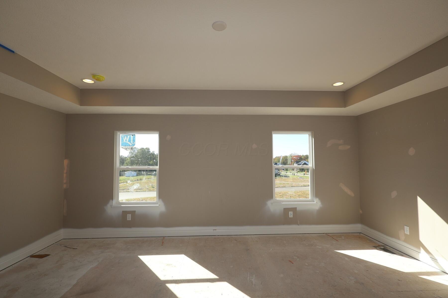 684 Fadley Loop E Property Photo 19