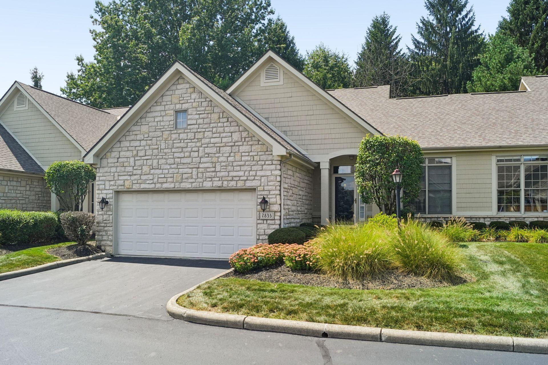 7833 Linksview Circle Property Photo 3