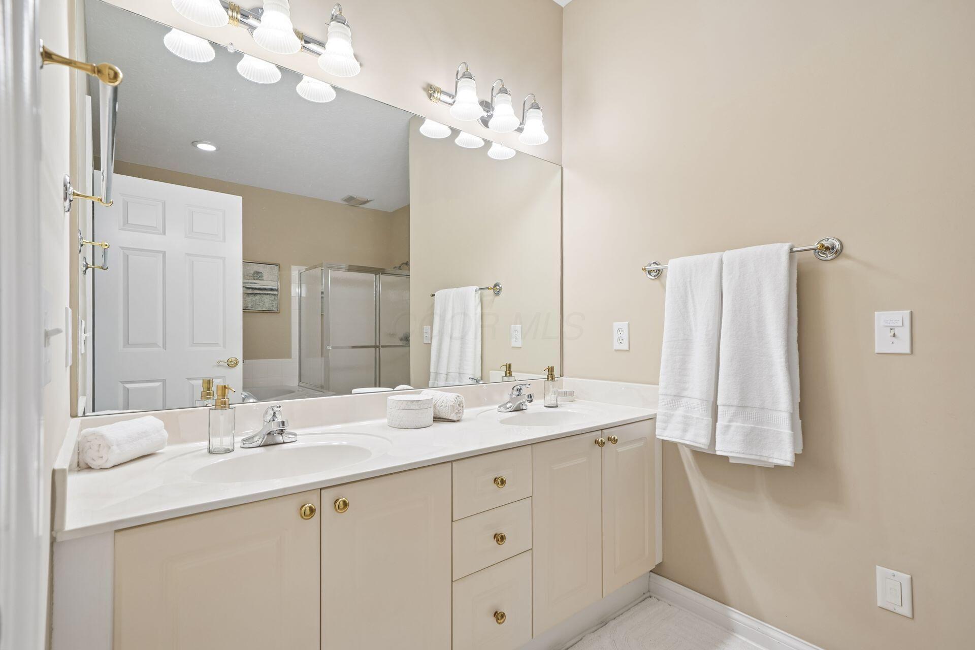 7833 Linksview Circle Property Photo 23