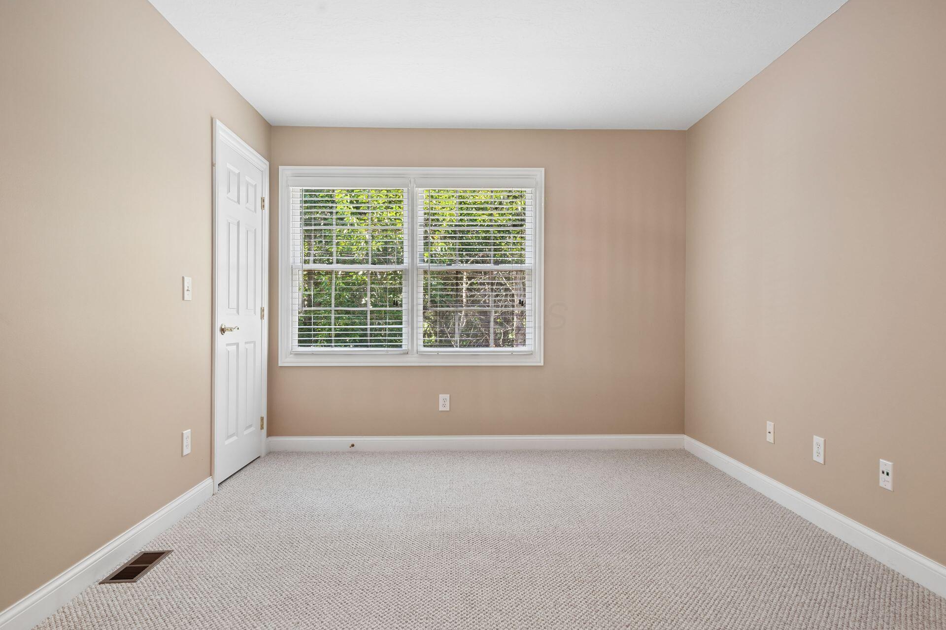 7833 Linksview Circle Property Photo 36