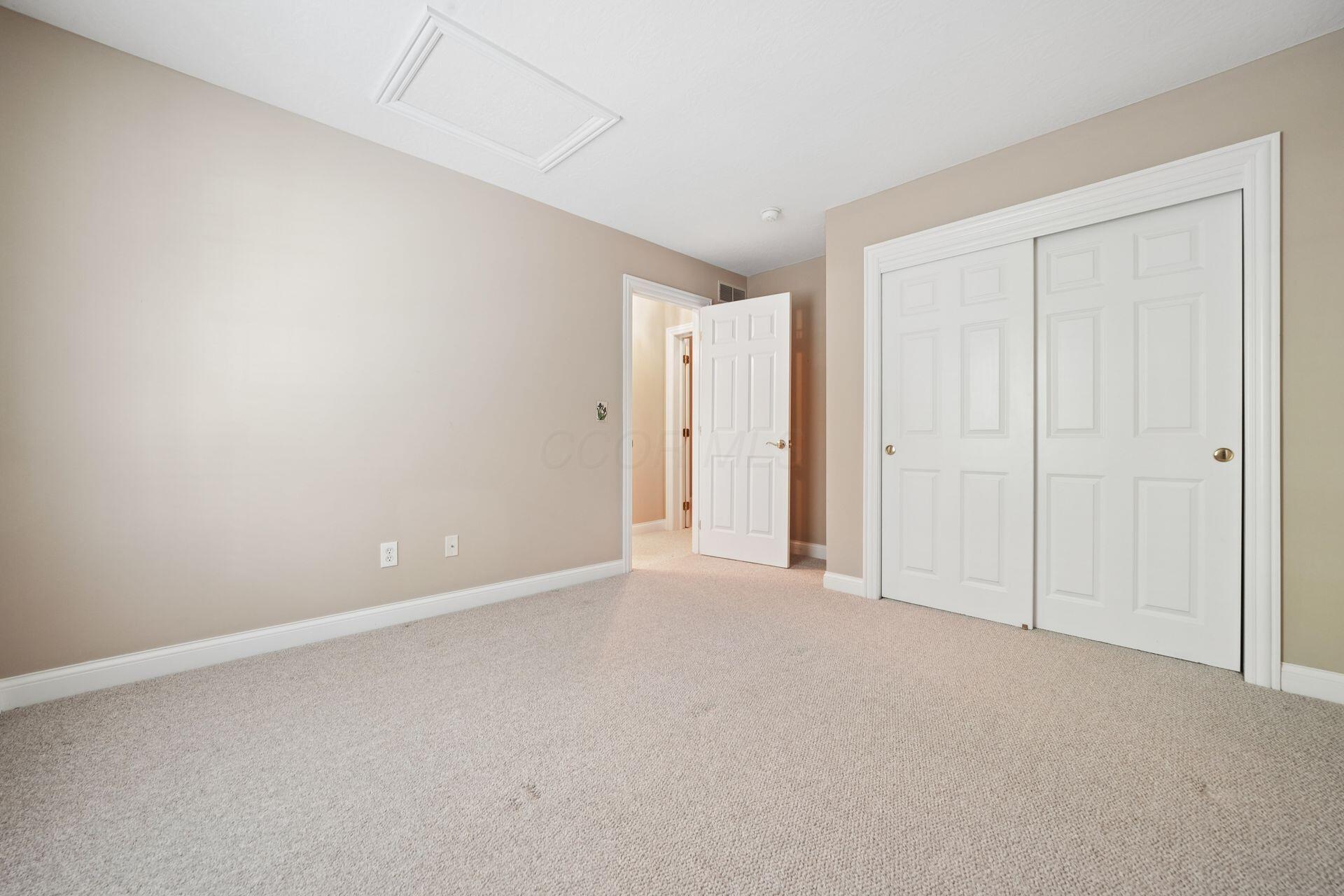 7833 Linksview Circle Property Photo 39
