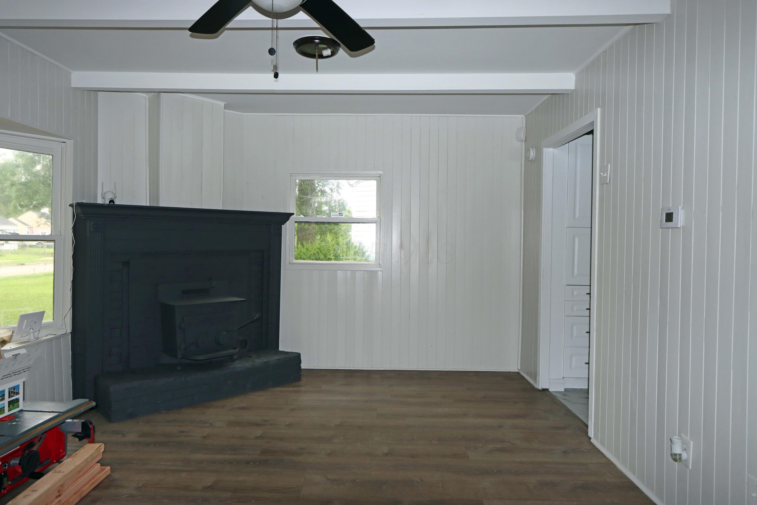 350 S Hampton Road Property Photo 3