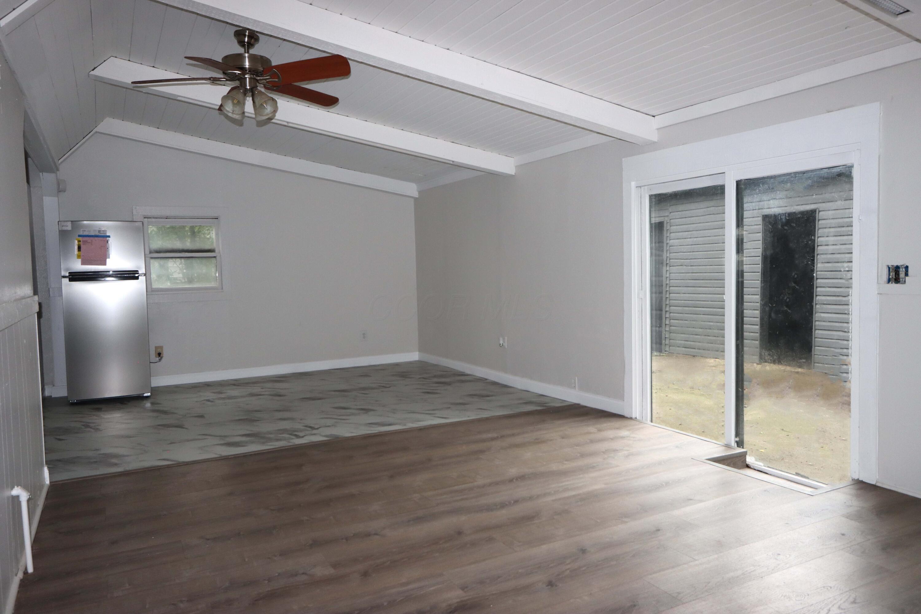 350 S Hampton Road Property Photo 13