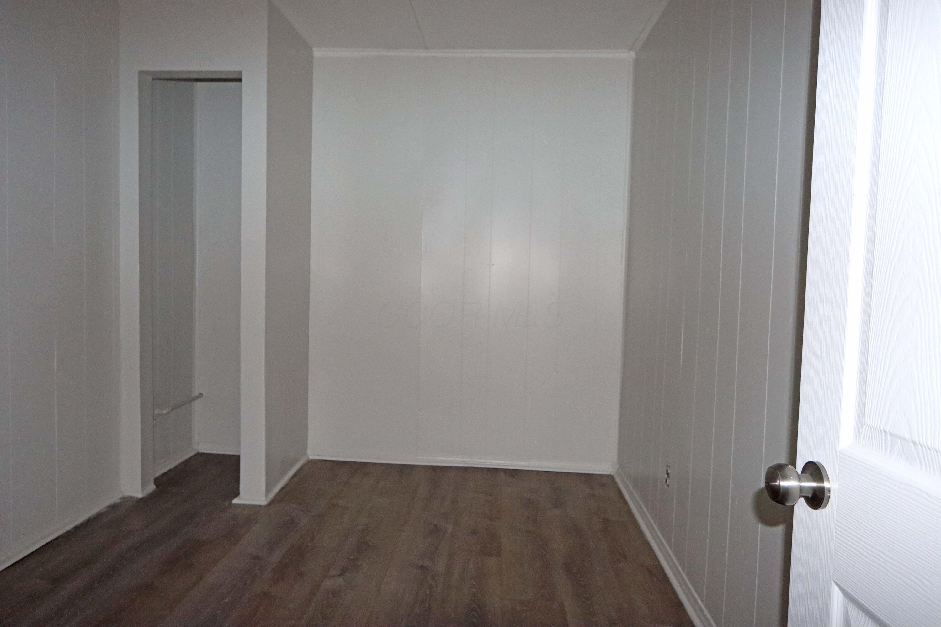 350 S Hampton Road Property Photo 16