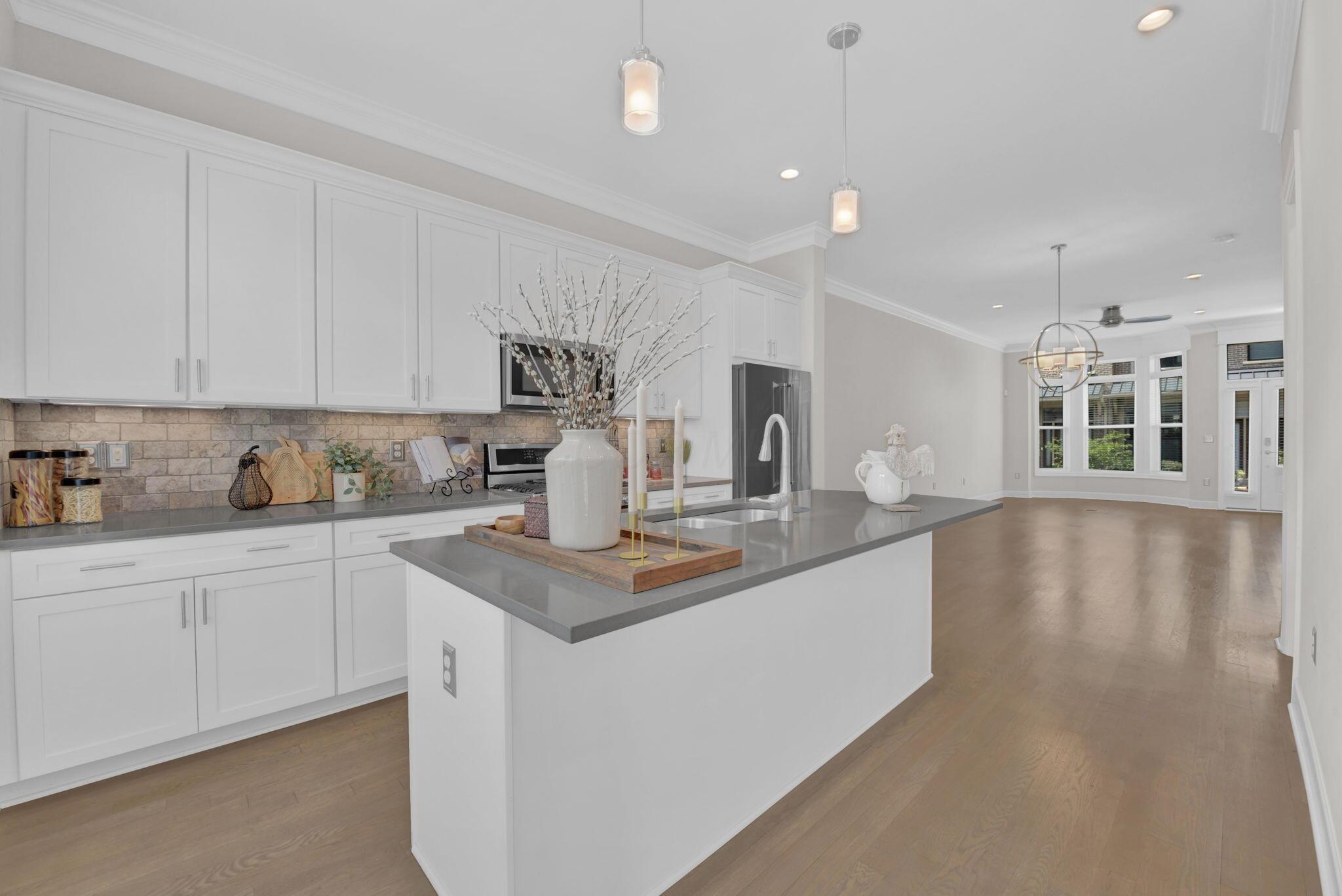 866 Pullman Way, 23 Property Photo 16