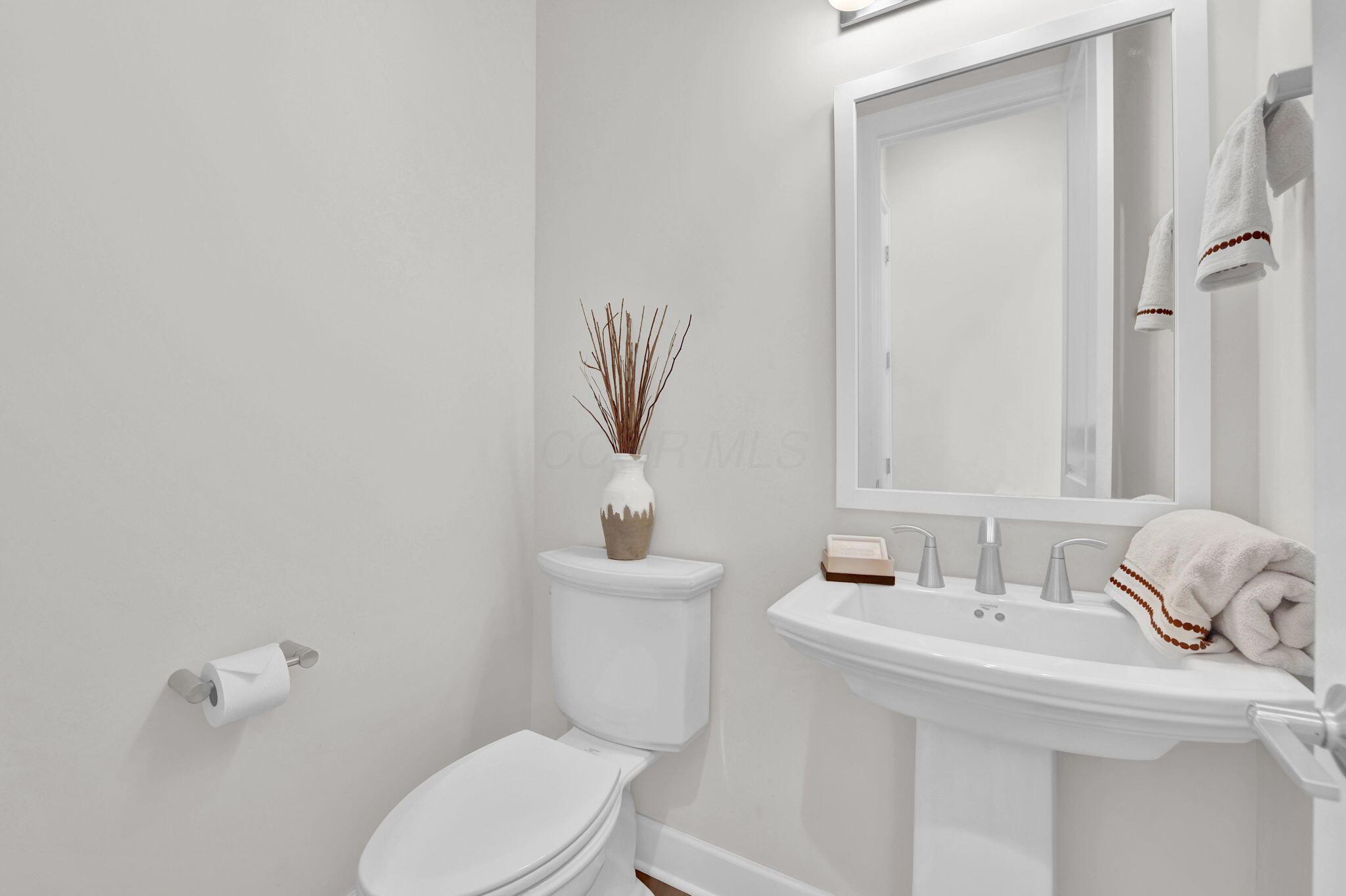 866 Pullman Way, 23 Property Photo 17