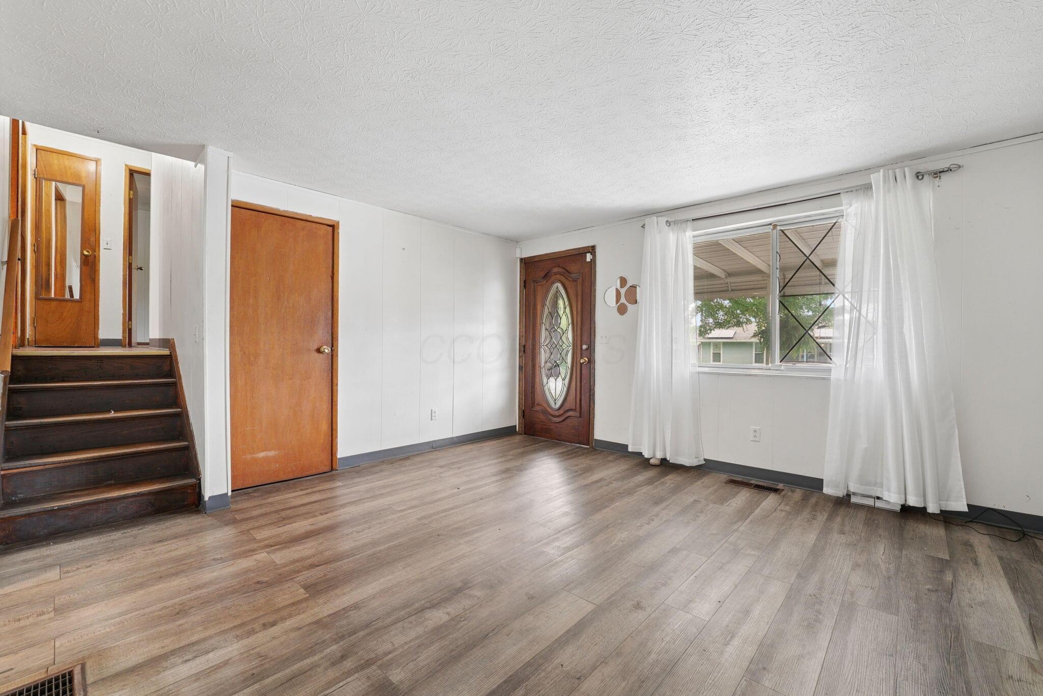 2284 Kinderly Drive Property Photo 6