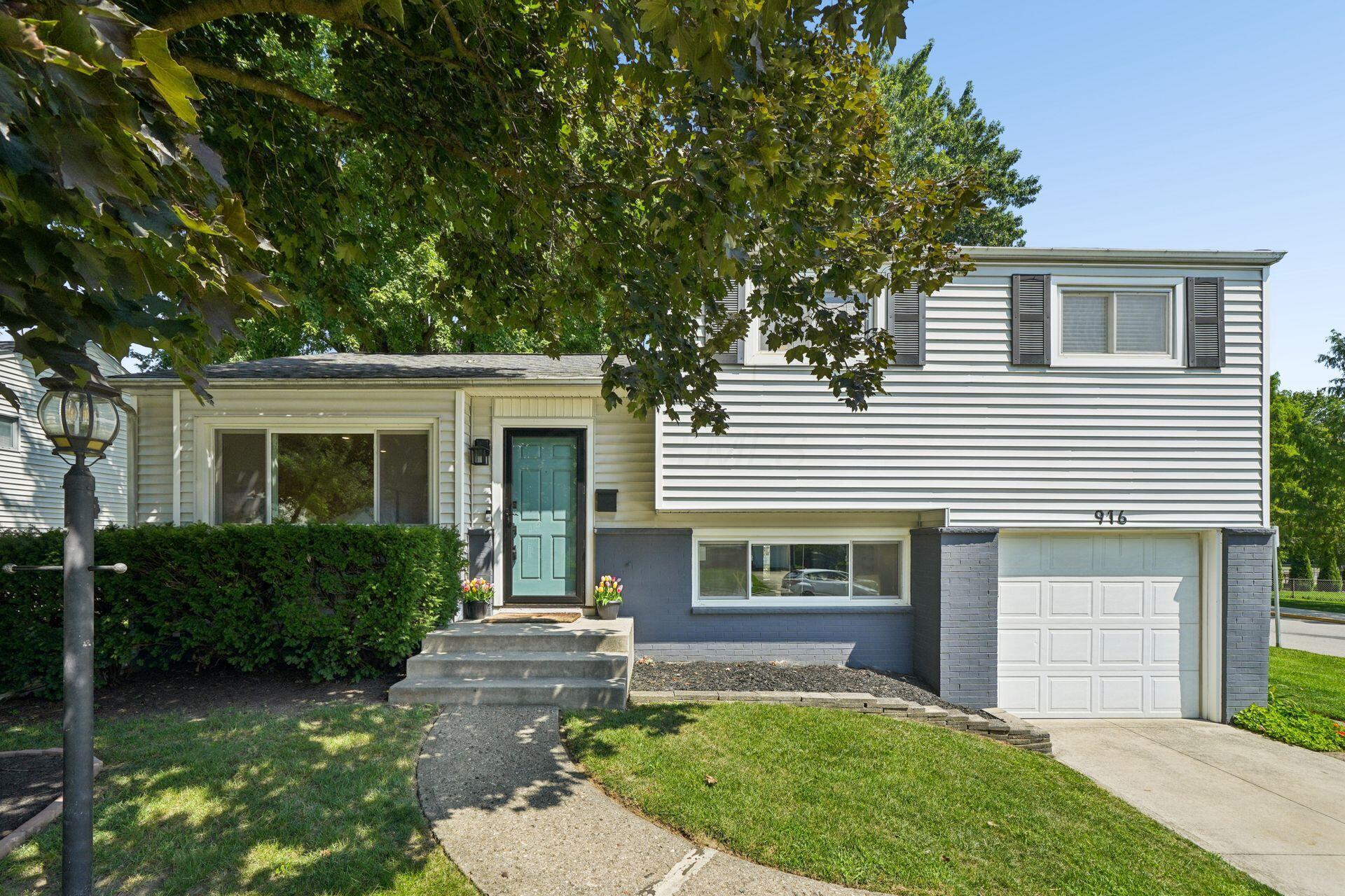 916 Bricker Boulevard