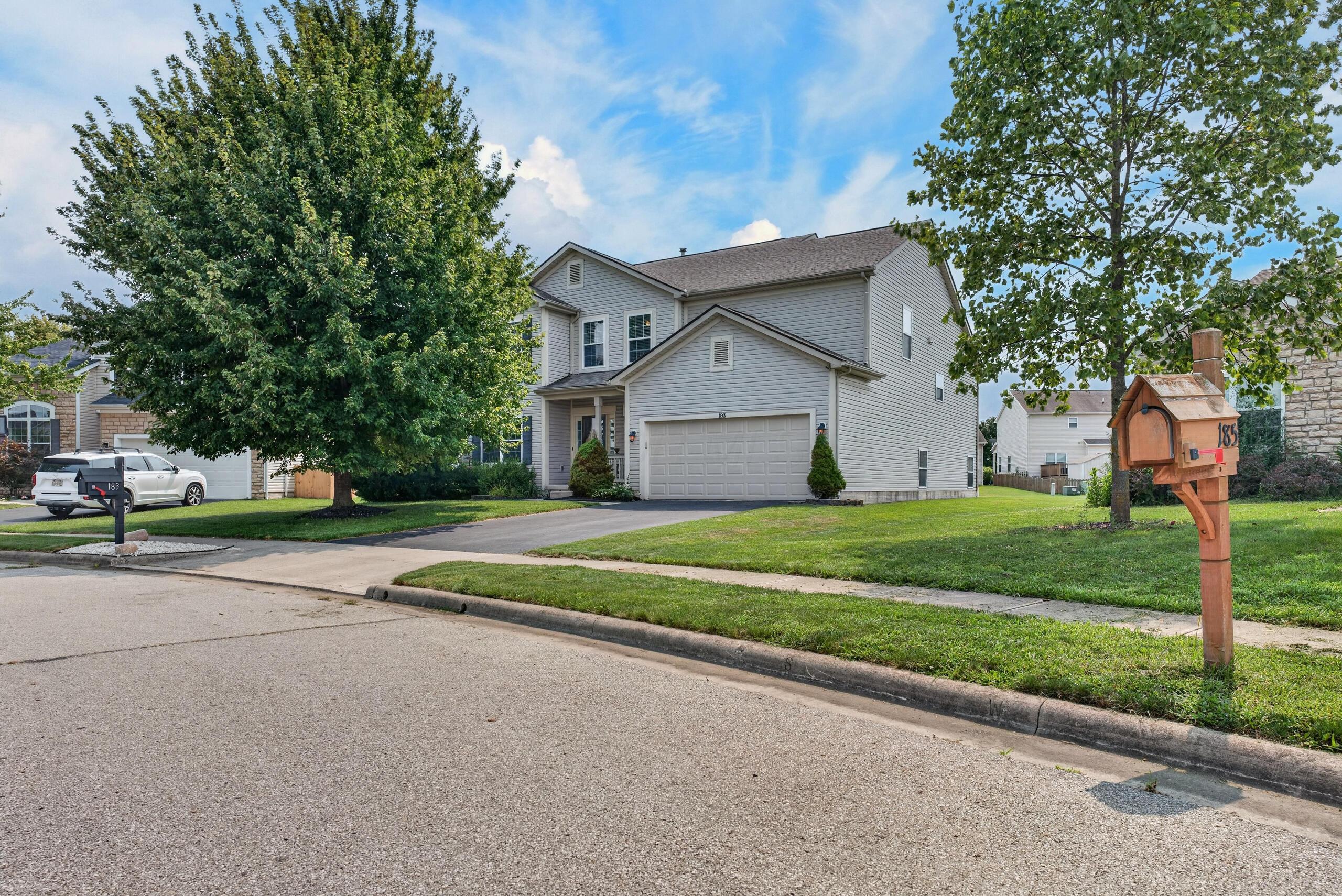 183 Cherrytree Lane Property Photo 3